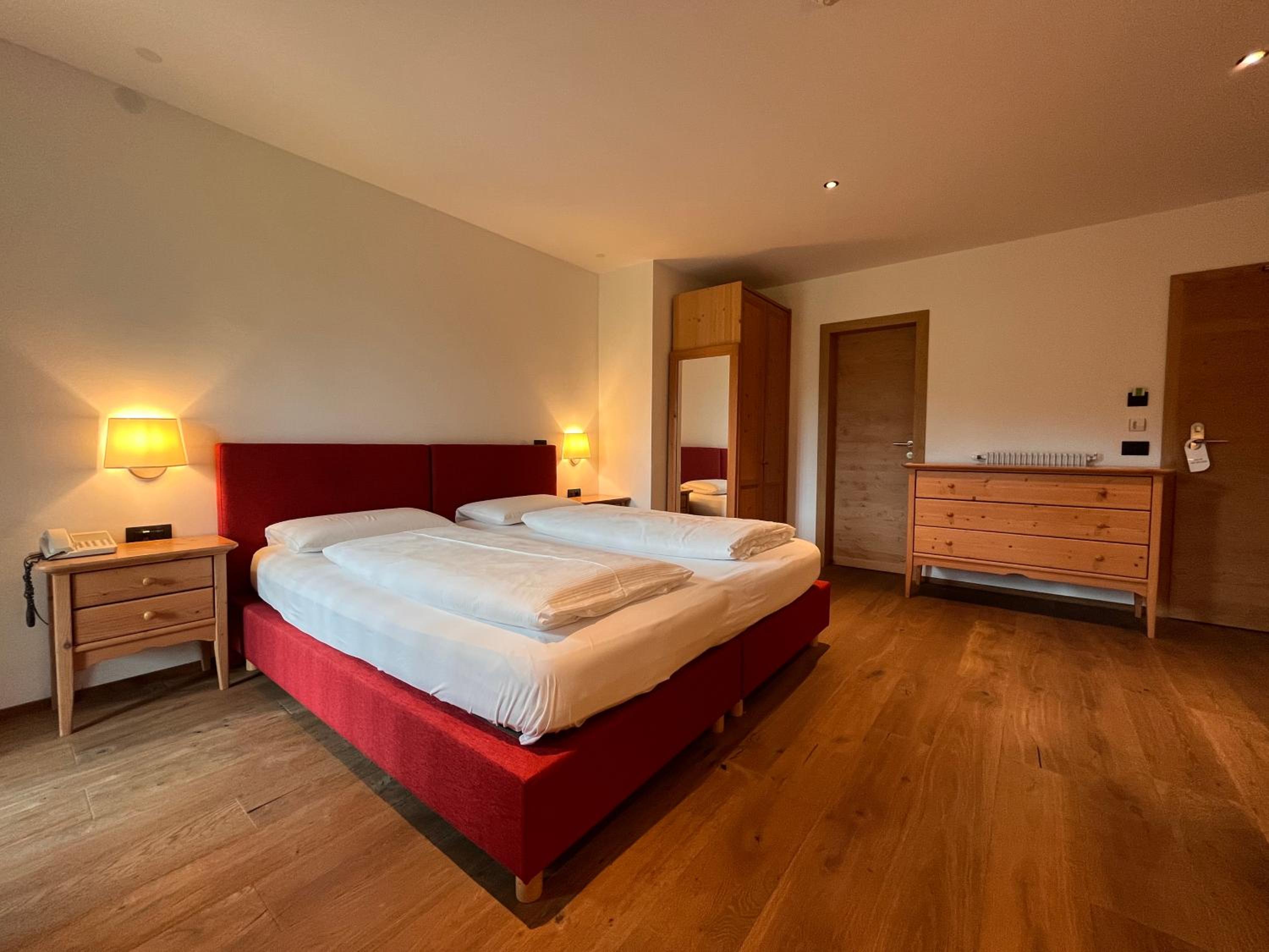 Double Or Twin Room With Balcony - Photo 1