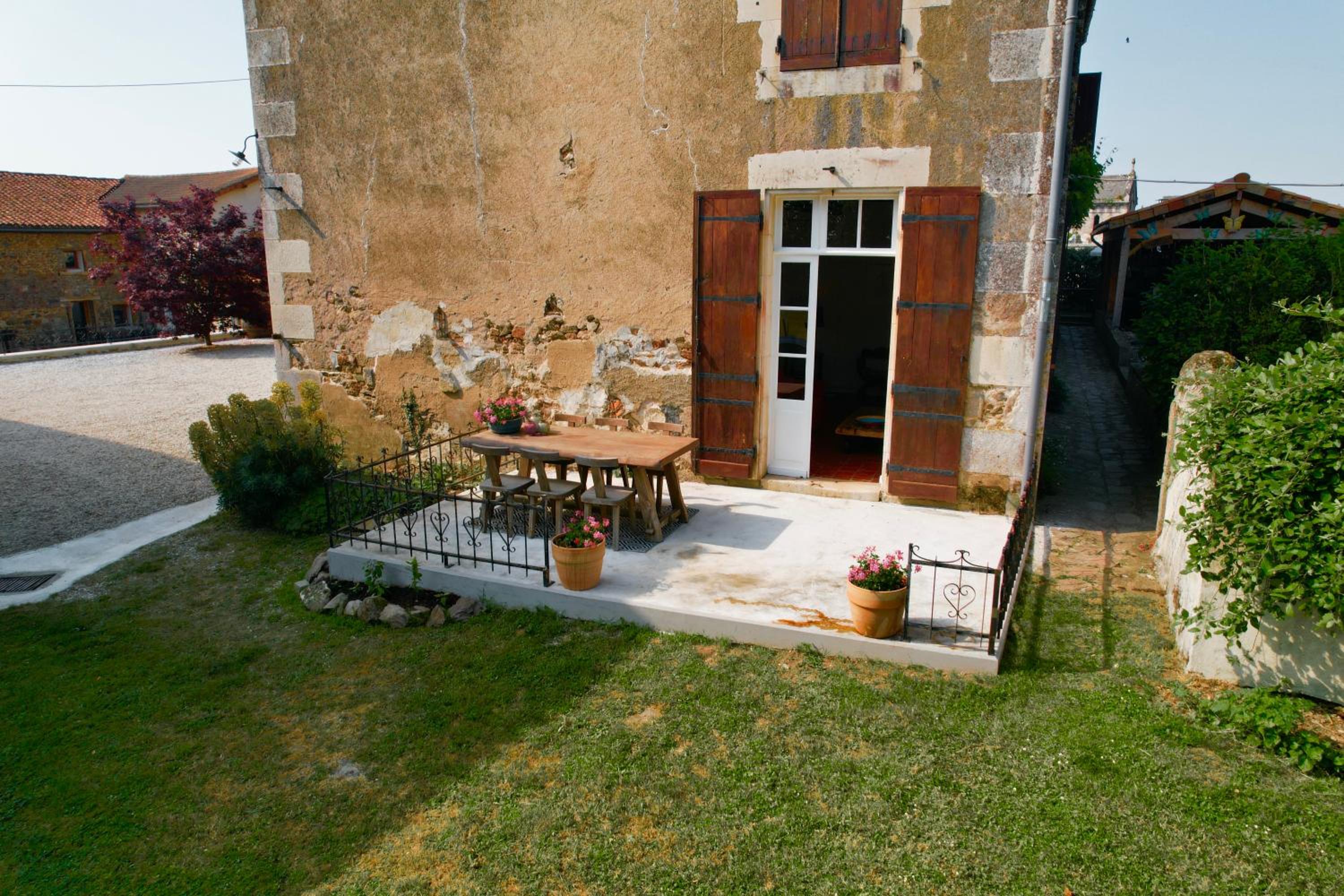 Two-Bedroom House photo 2