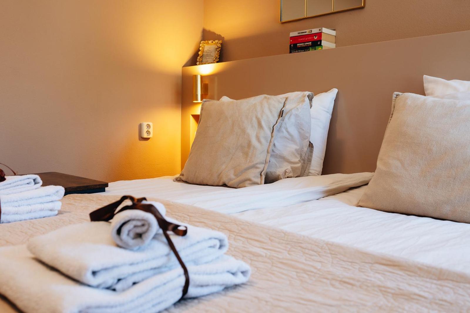 Standard Double Room - Photo 7