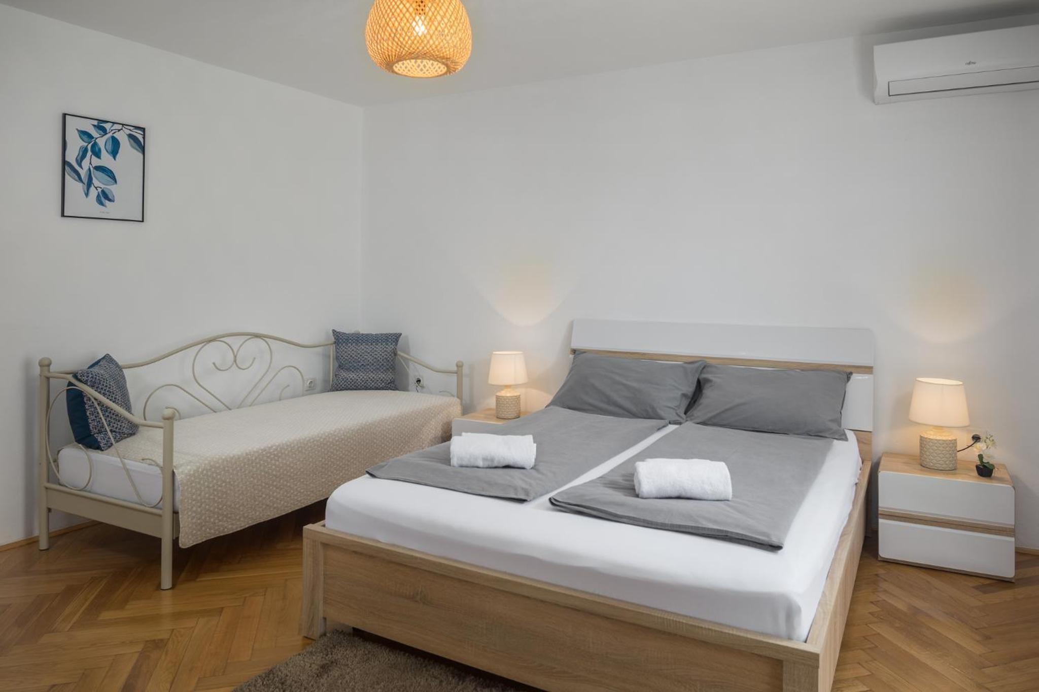 Superior One-Bedroom Apartment with Balcony