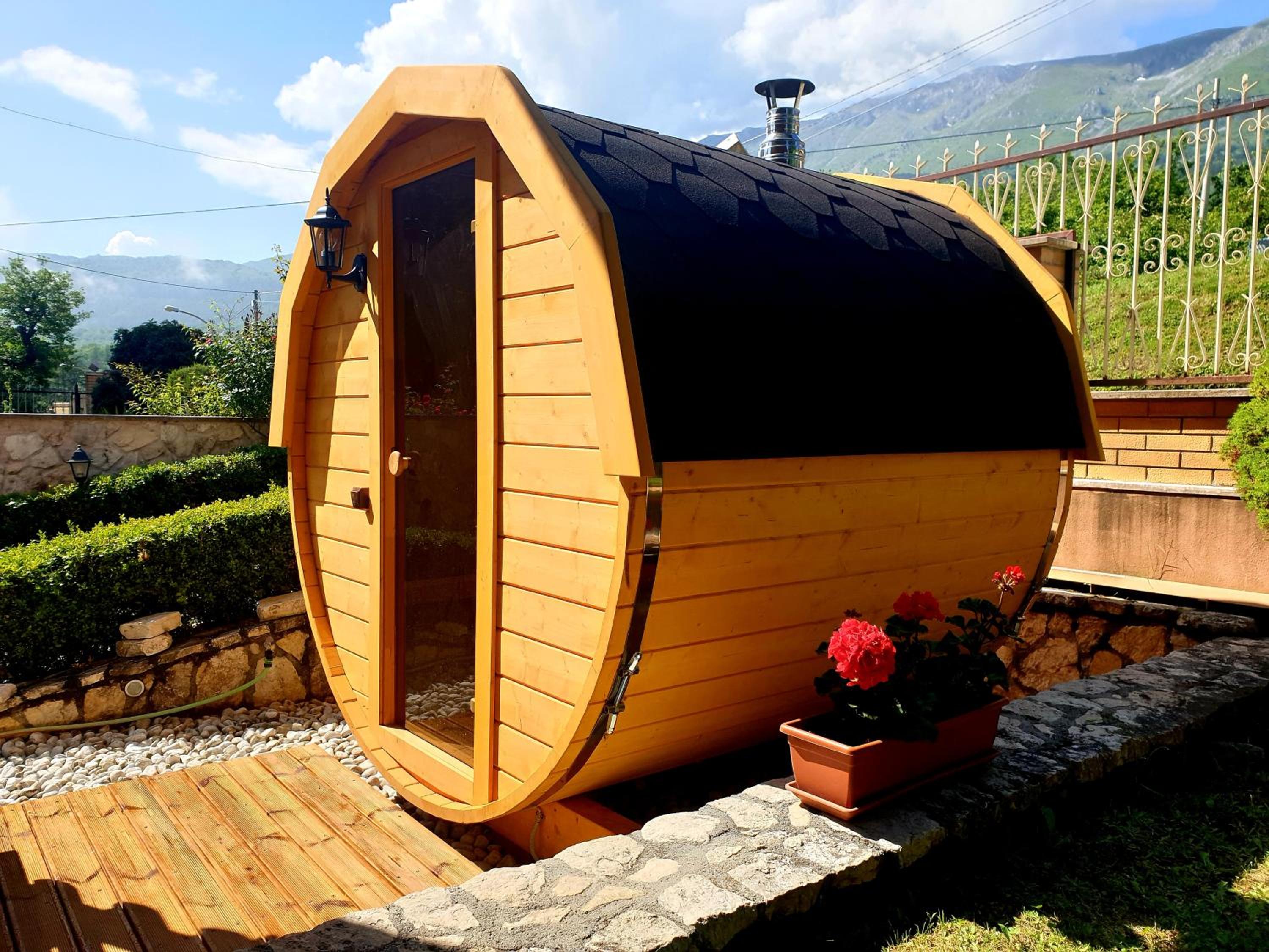 Double Room with Private External Bathroom photo 2