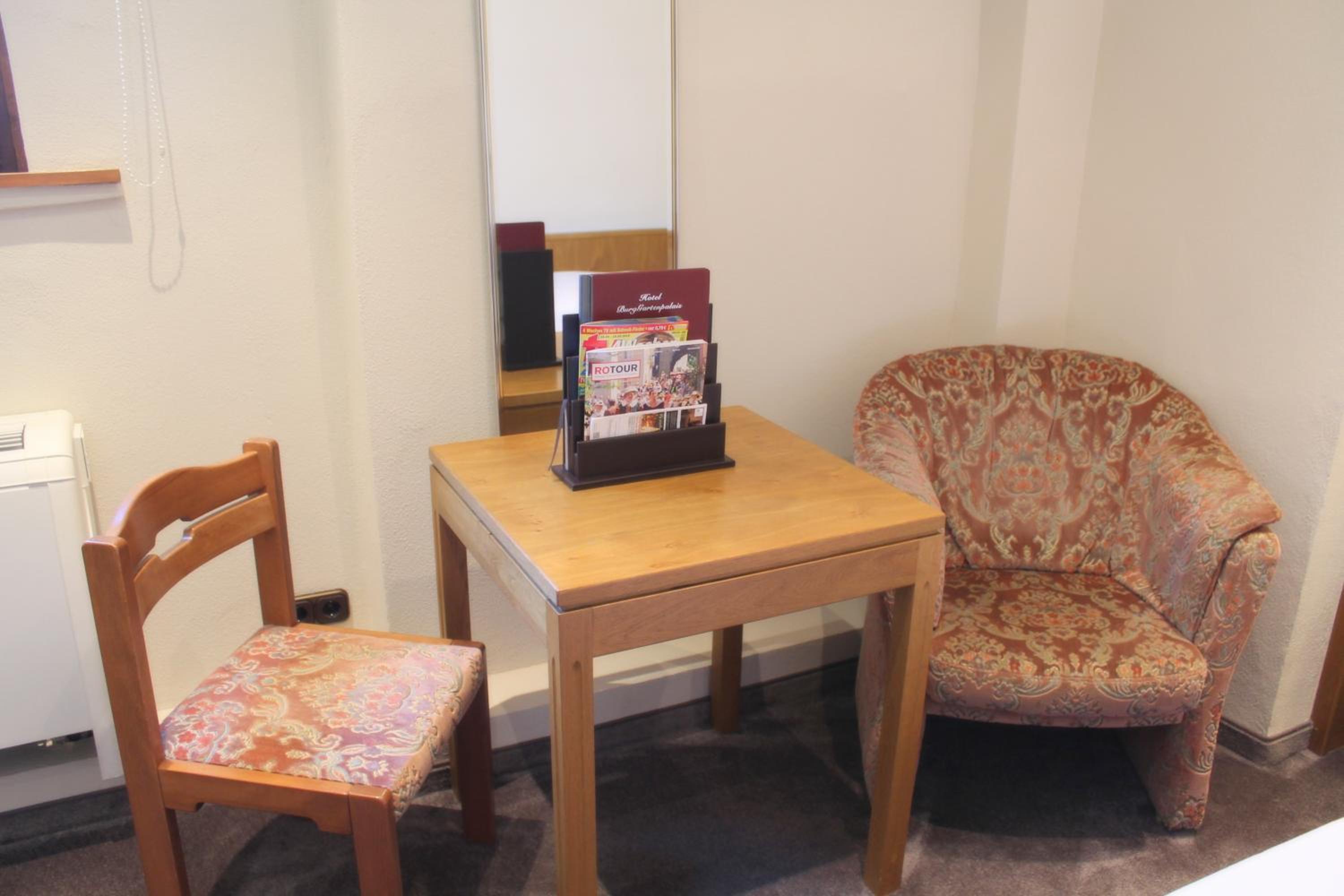 Single Room photo 3