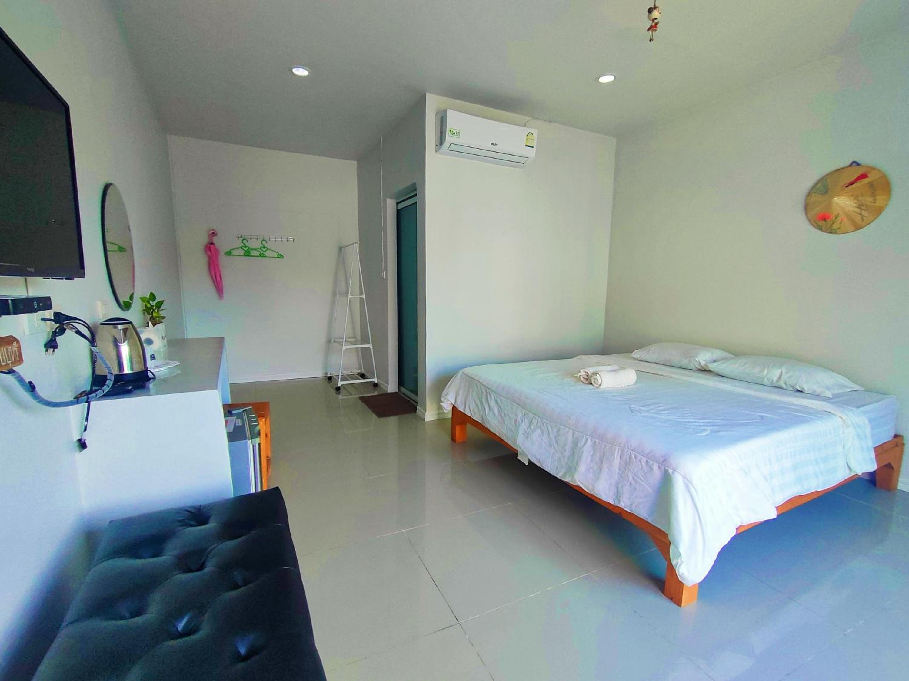 Double Room with Mountain View - Photo 23