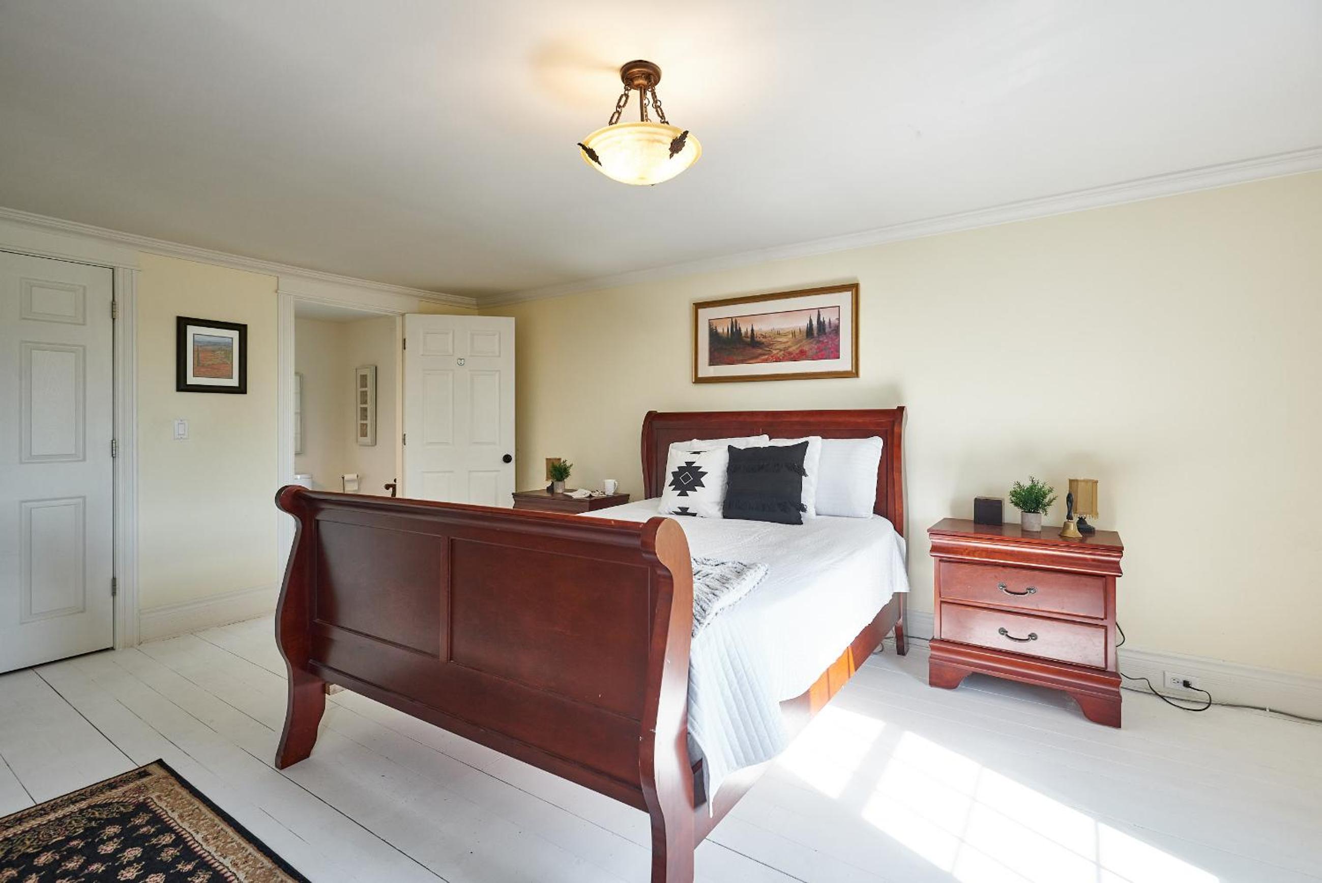 Double Room with Private Bathroom photo 2