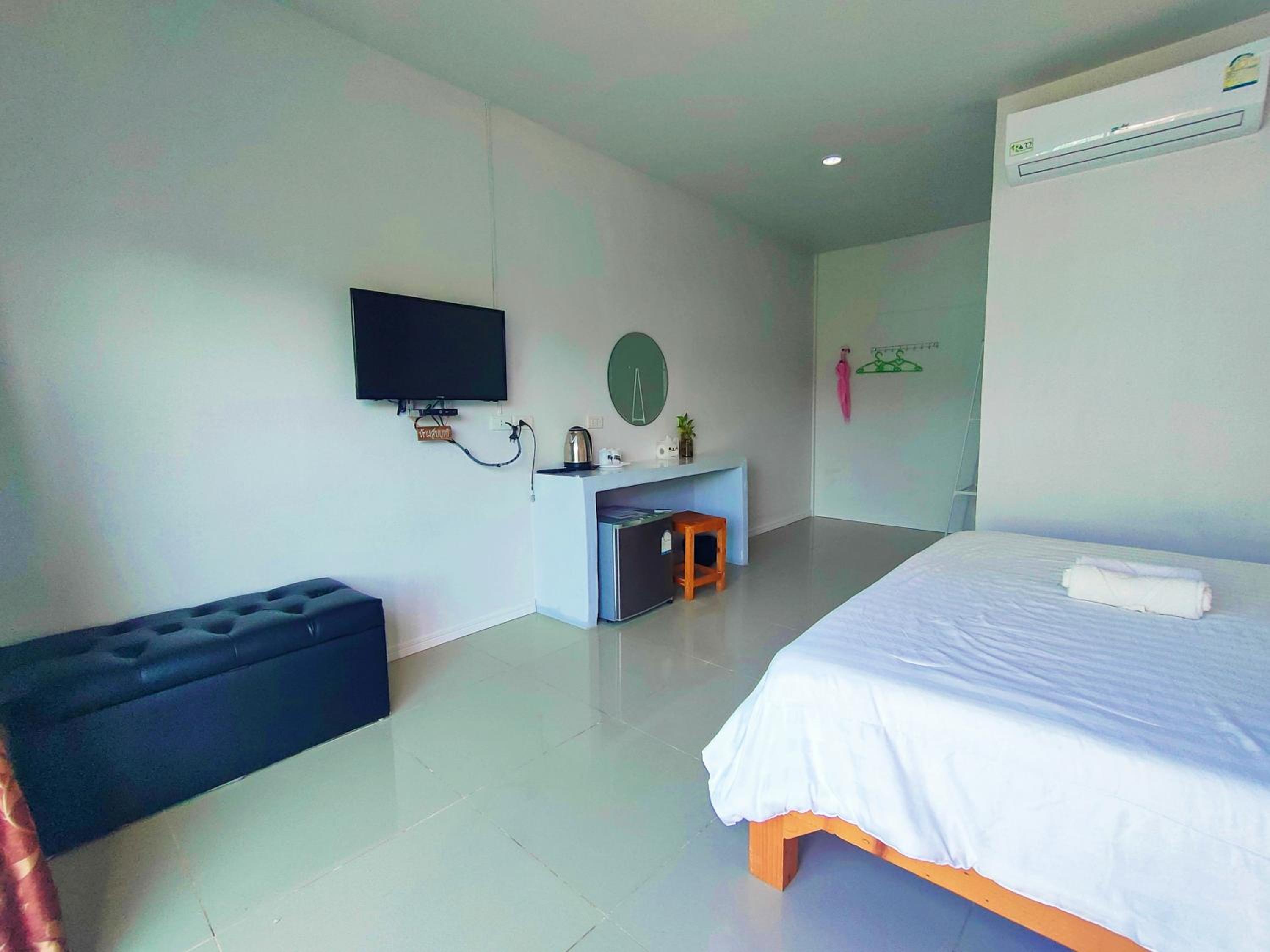Double Room with Mountain View - Photo 22