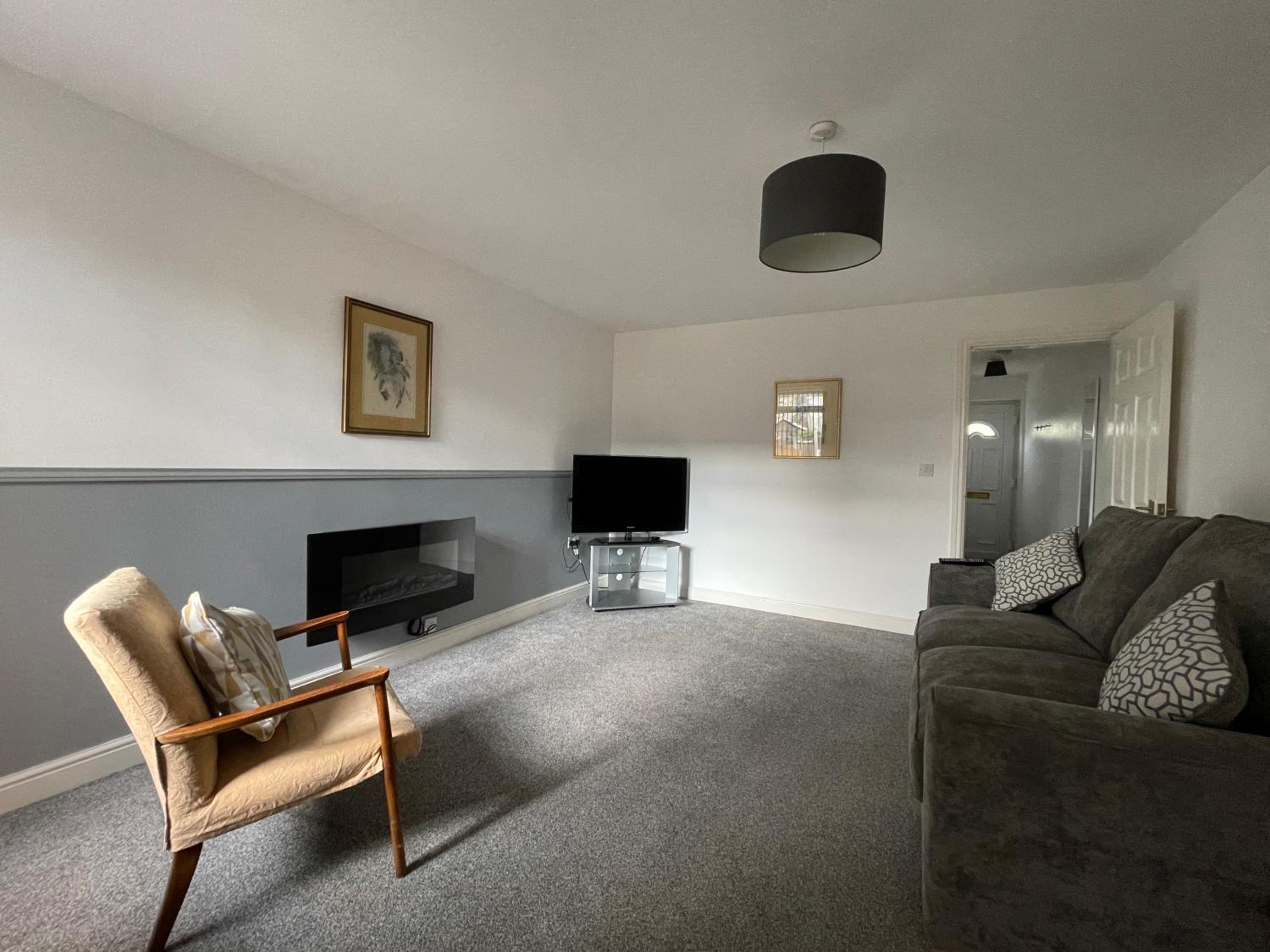 Apartment photo 1