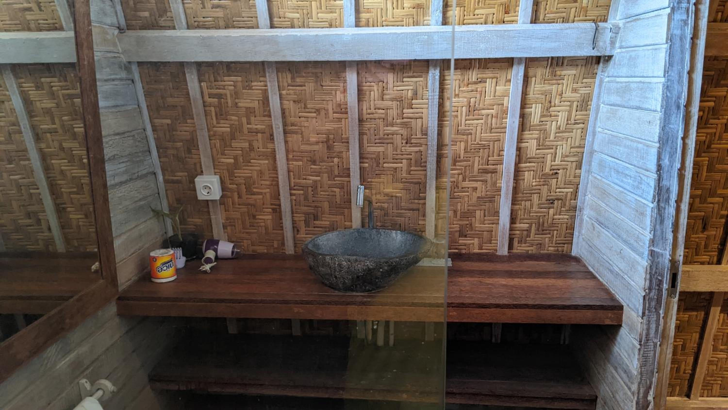 Villa with Private Pool - Photo 2