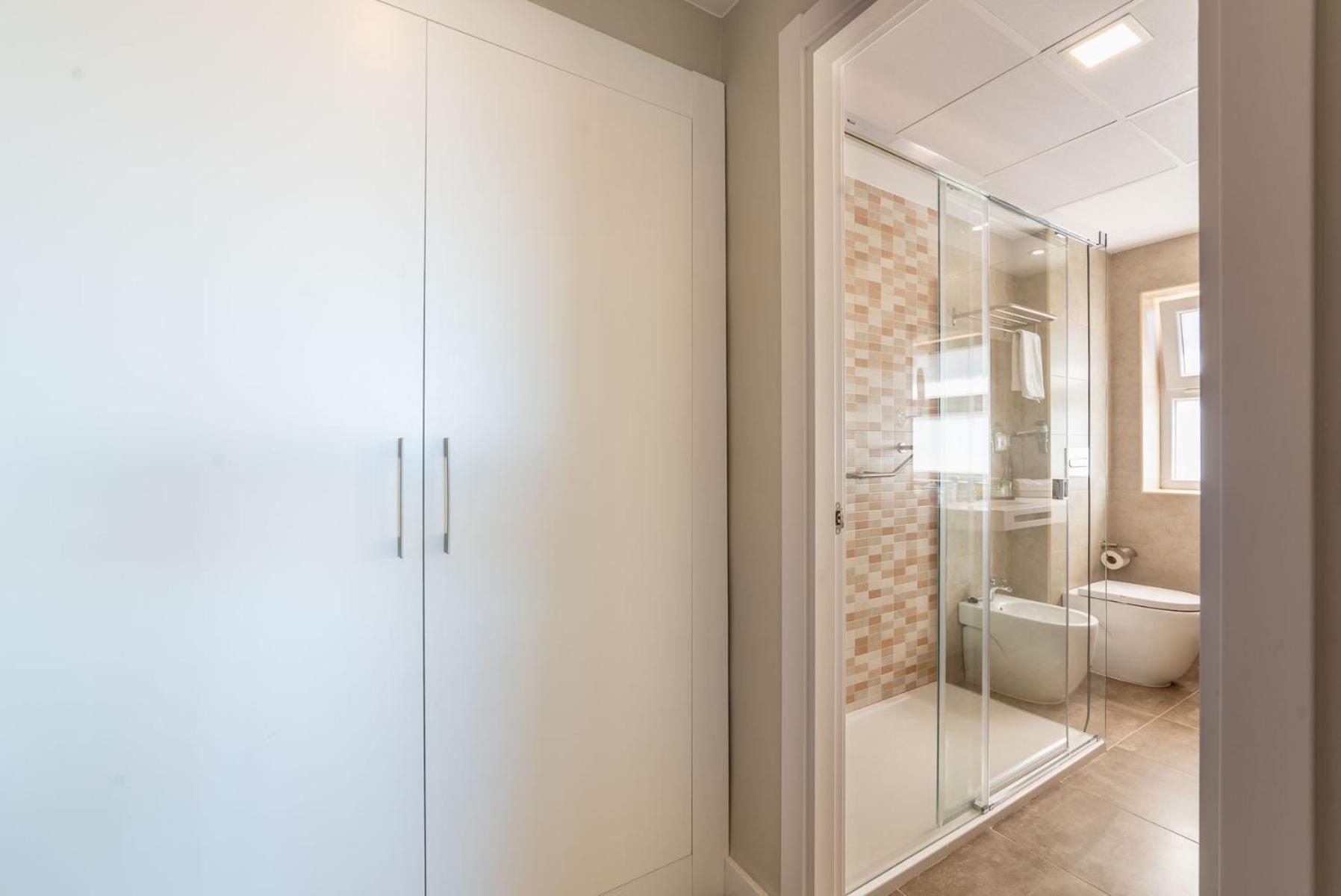 Triple Room - Photo 5