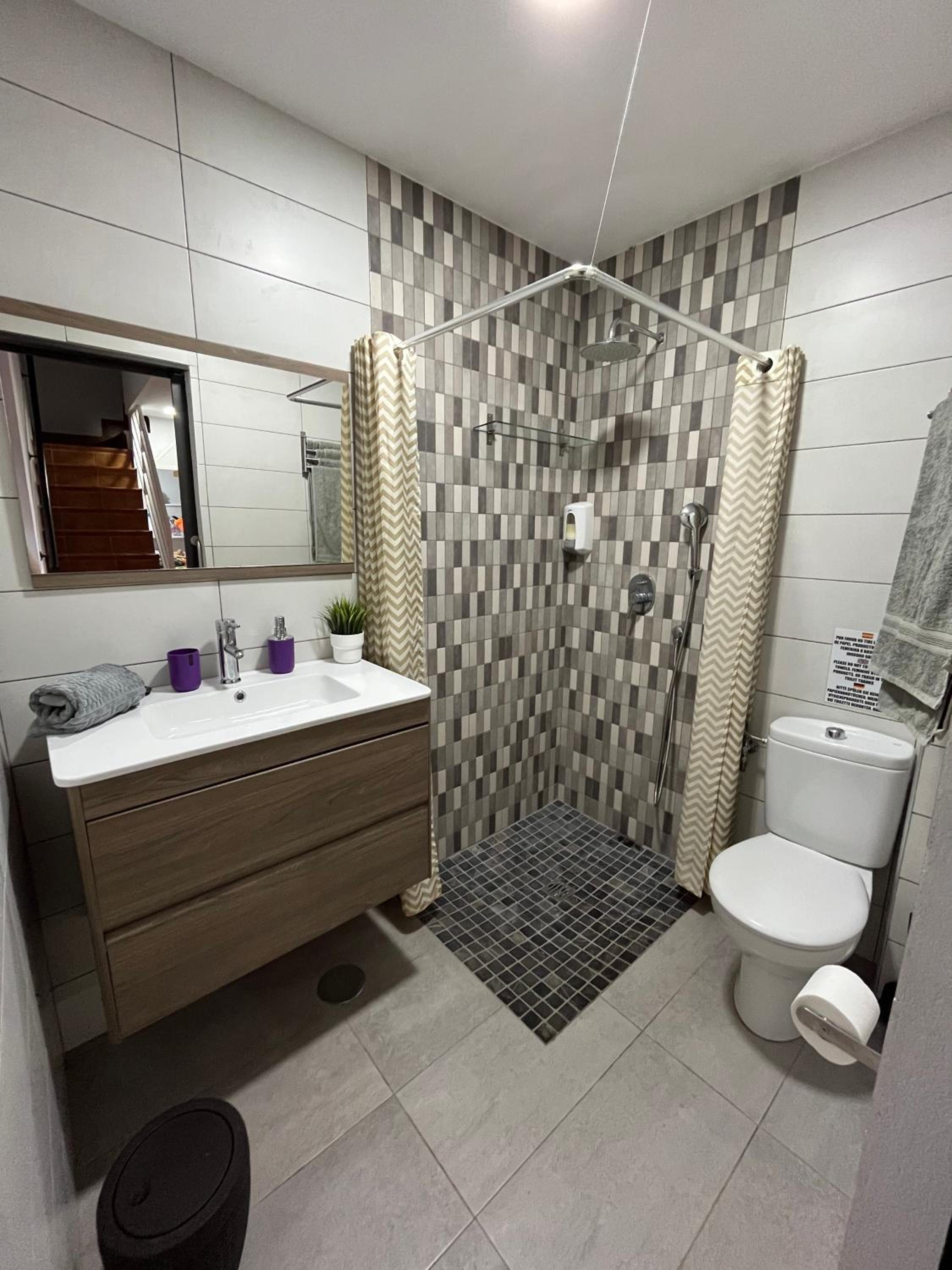 Two-Bedroom House photo 3