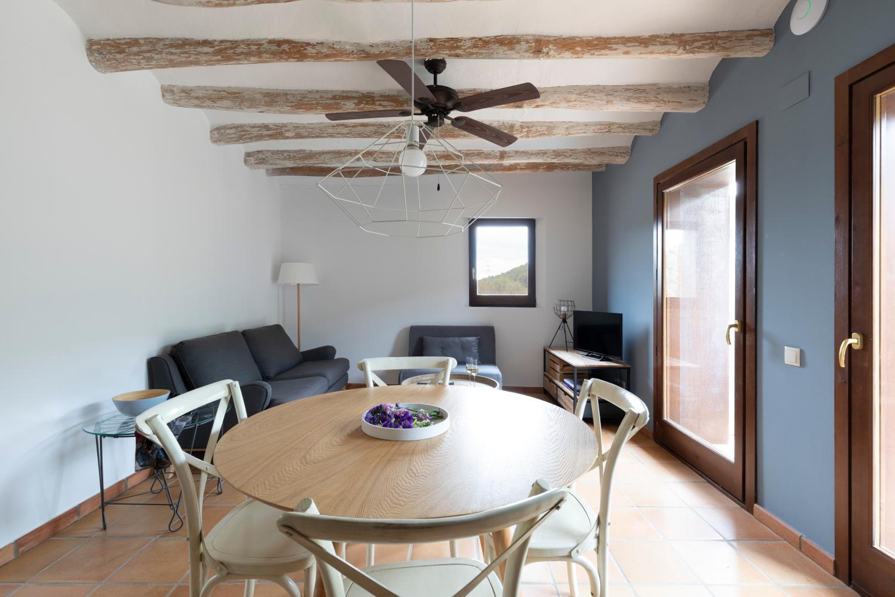 Apartamento con Balcón