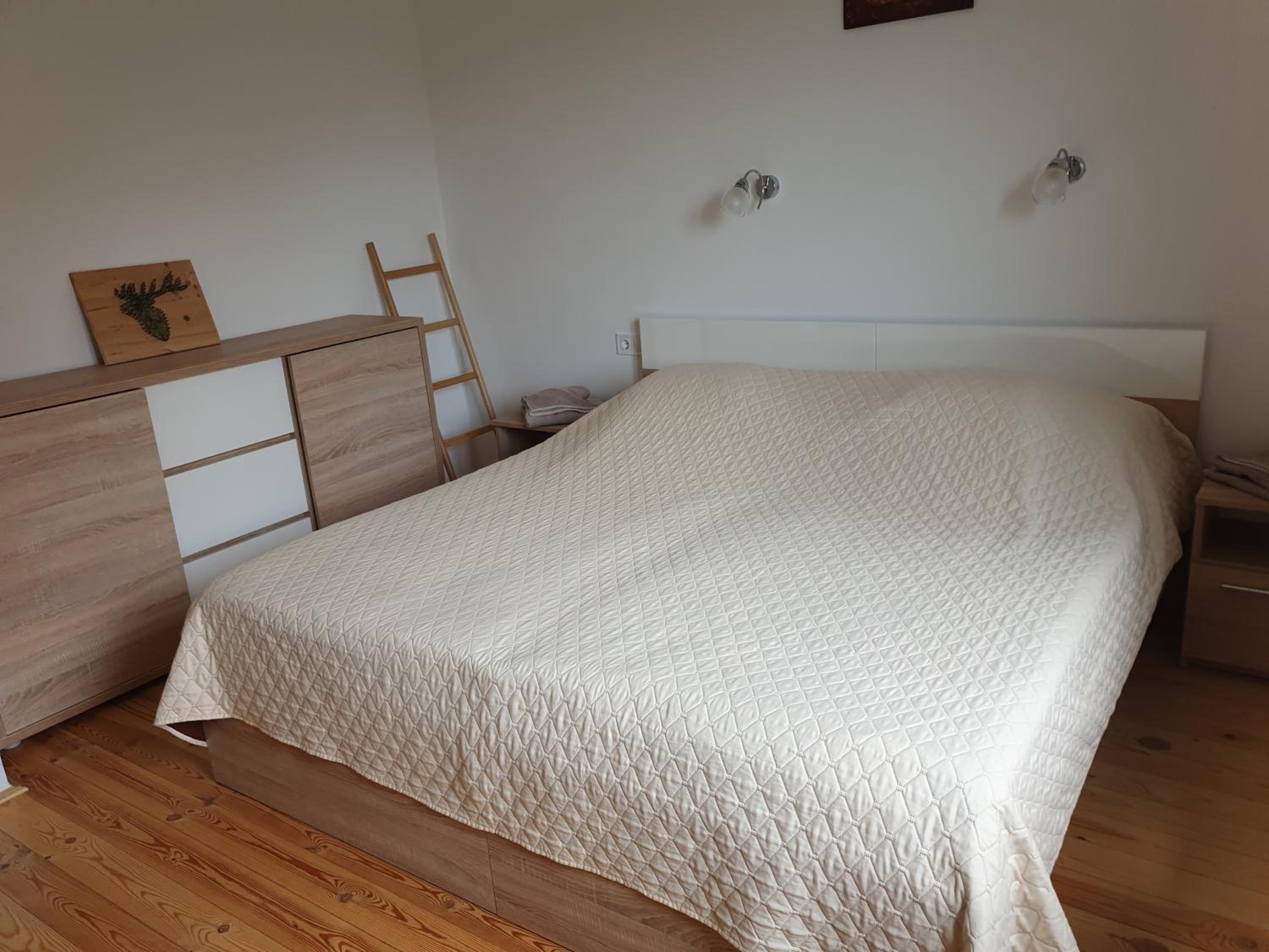 Three-Bedroom House - Photo 18