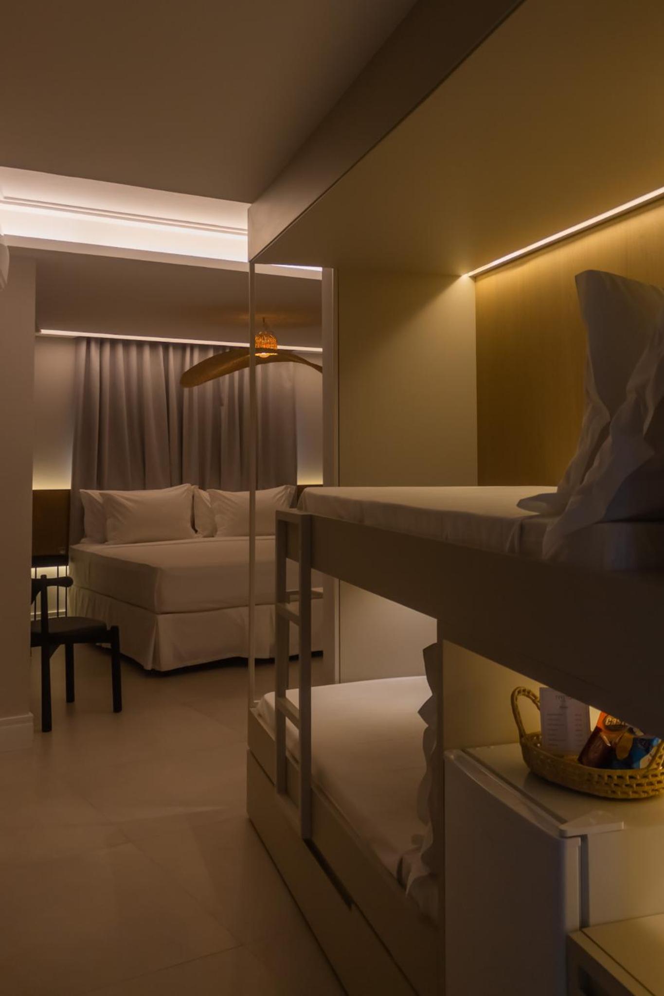 Suite - Photo 6