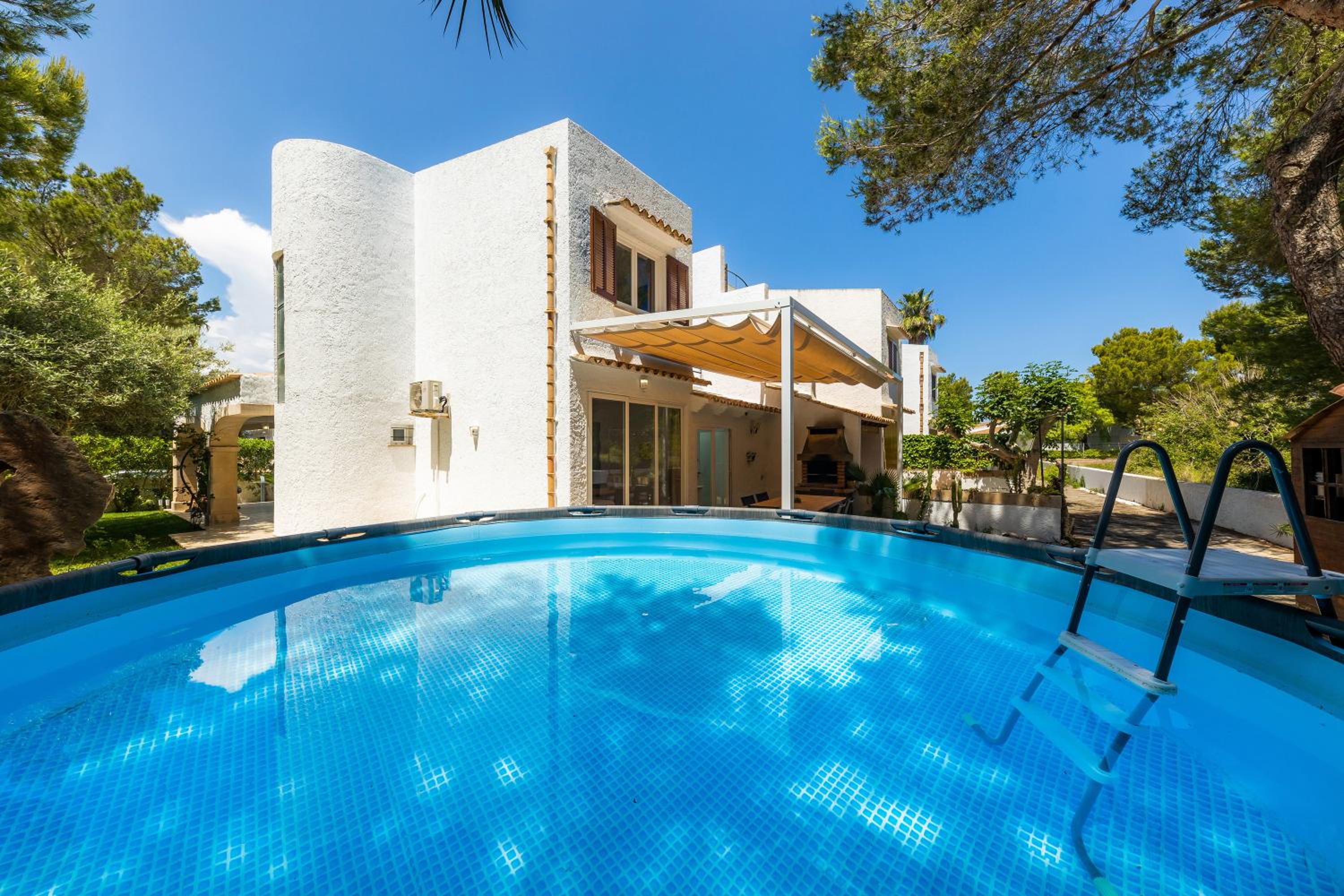 Vacation Home - Photo 2