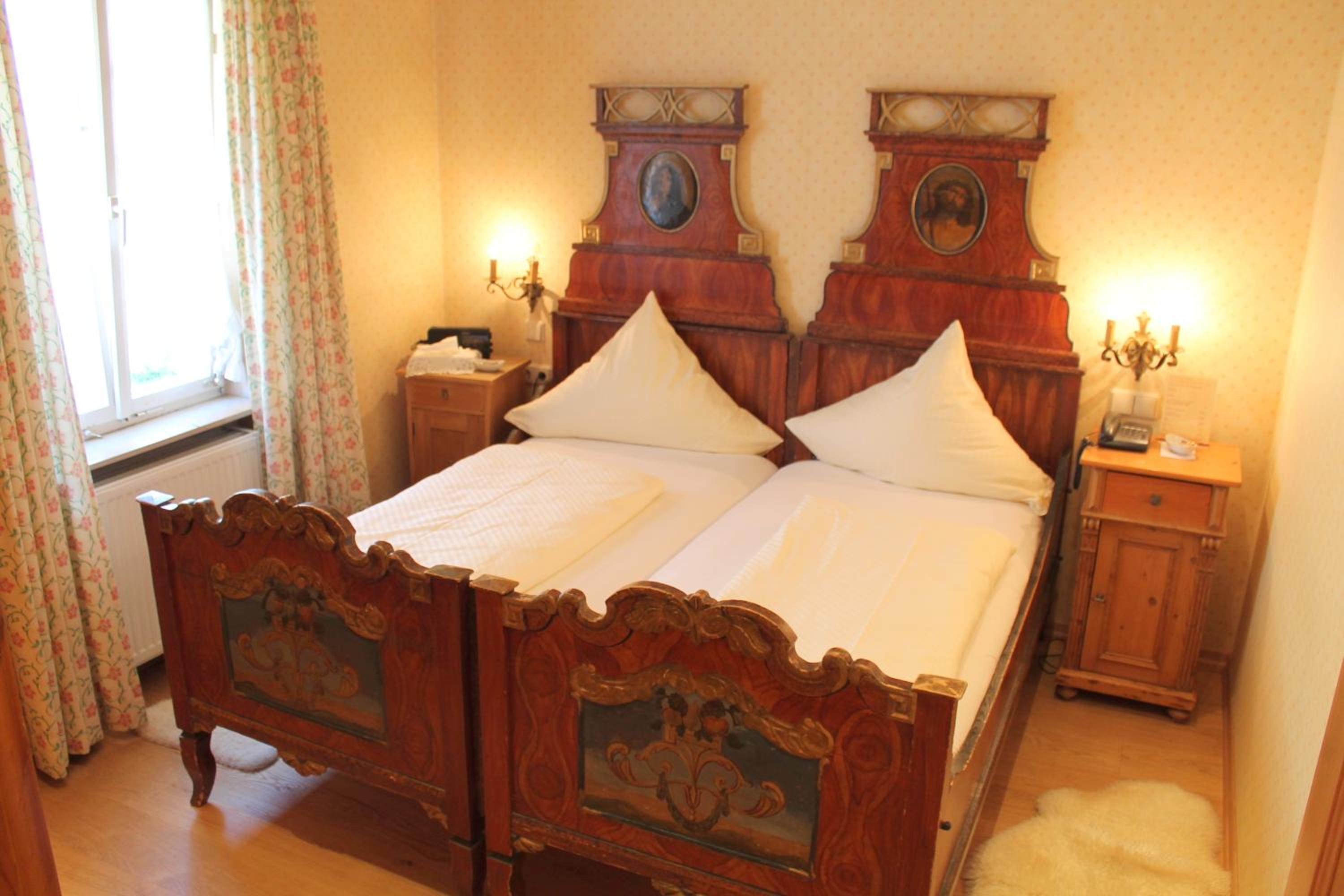 Classic Double Room for Single Use photo 3