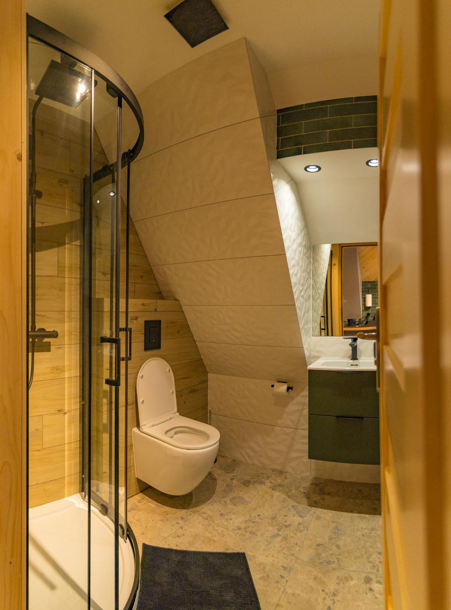 Suite with Mountain View - Photo 34