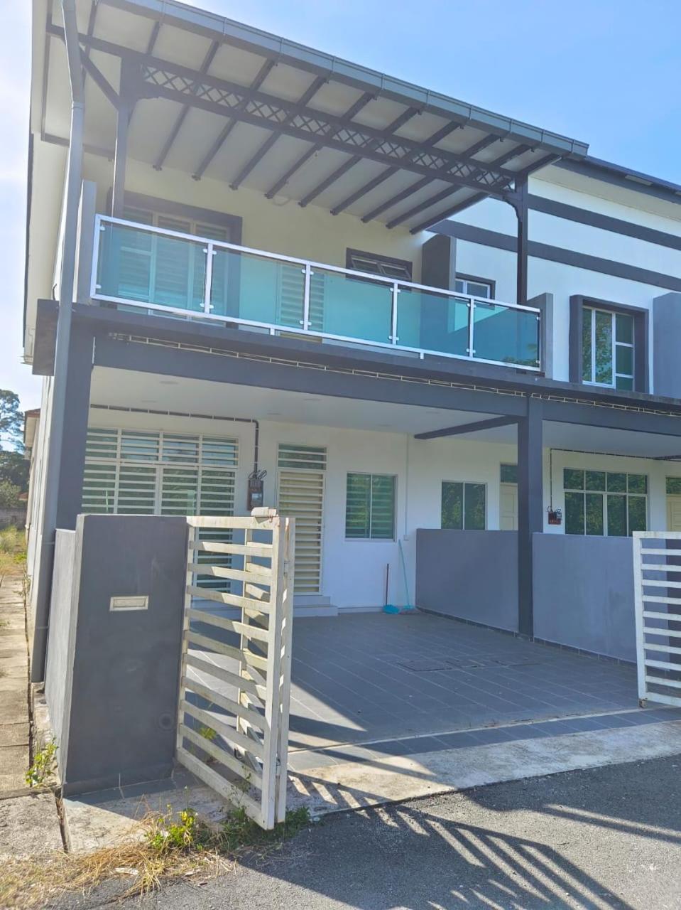 Family Bungalow photo 1