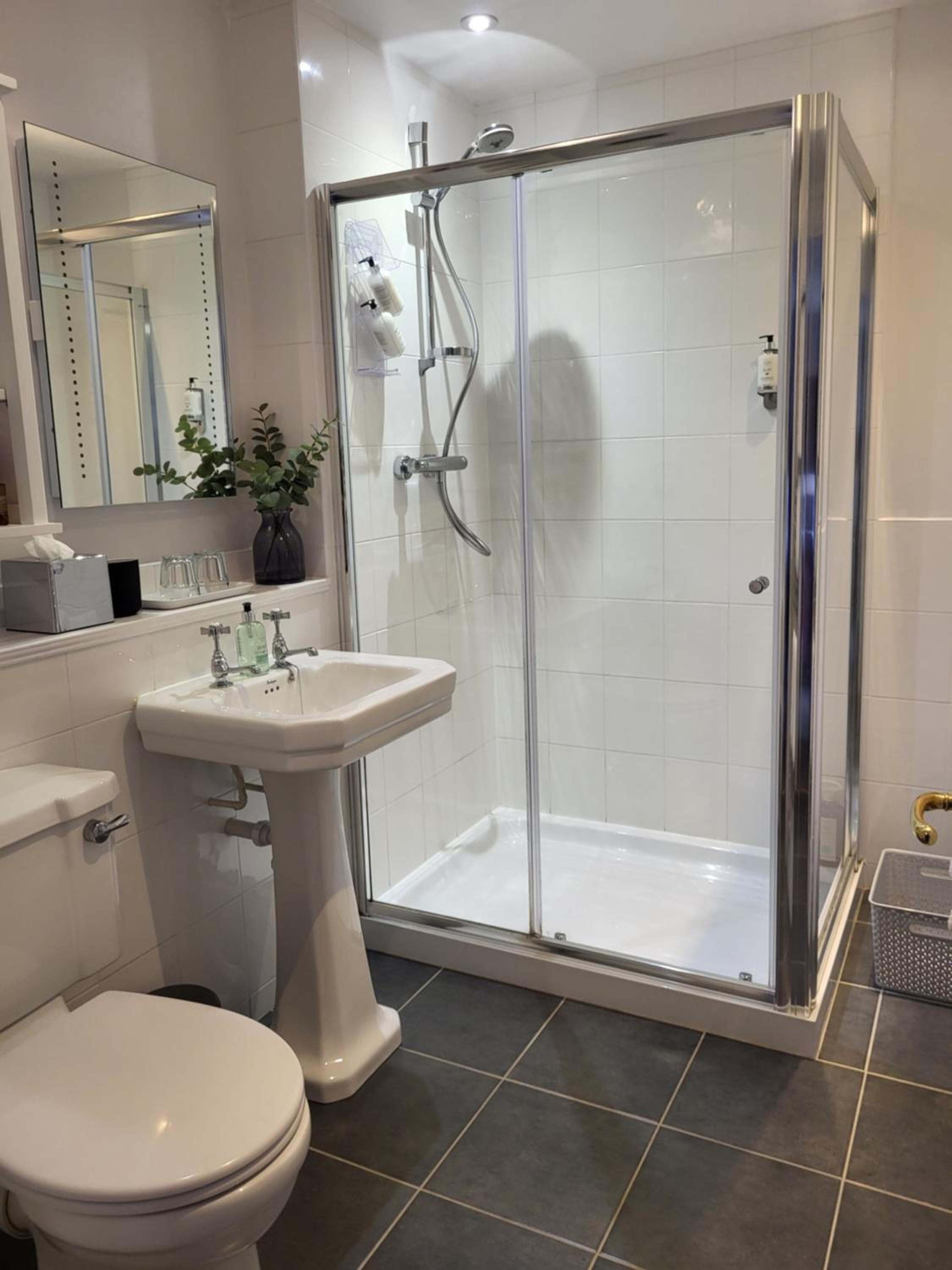 Double or Twin Room with Sea View photo 2