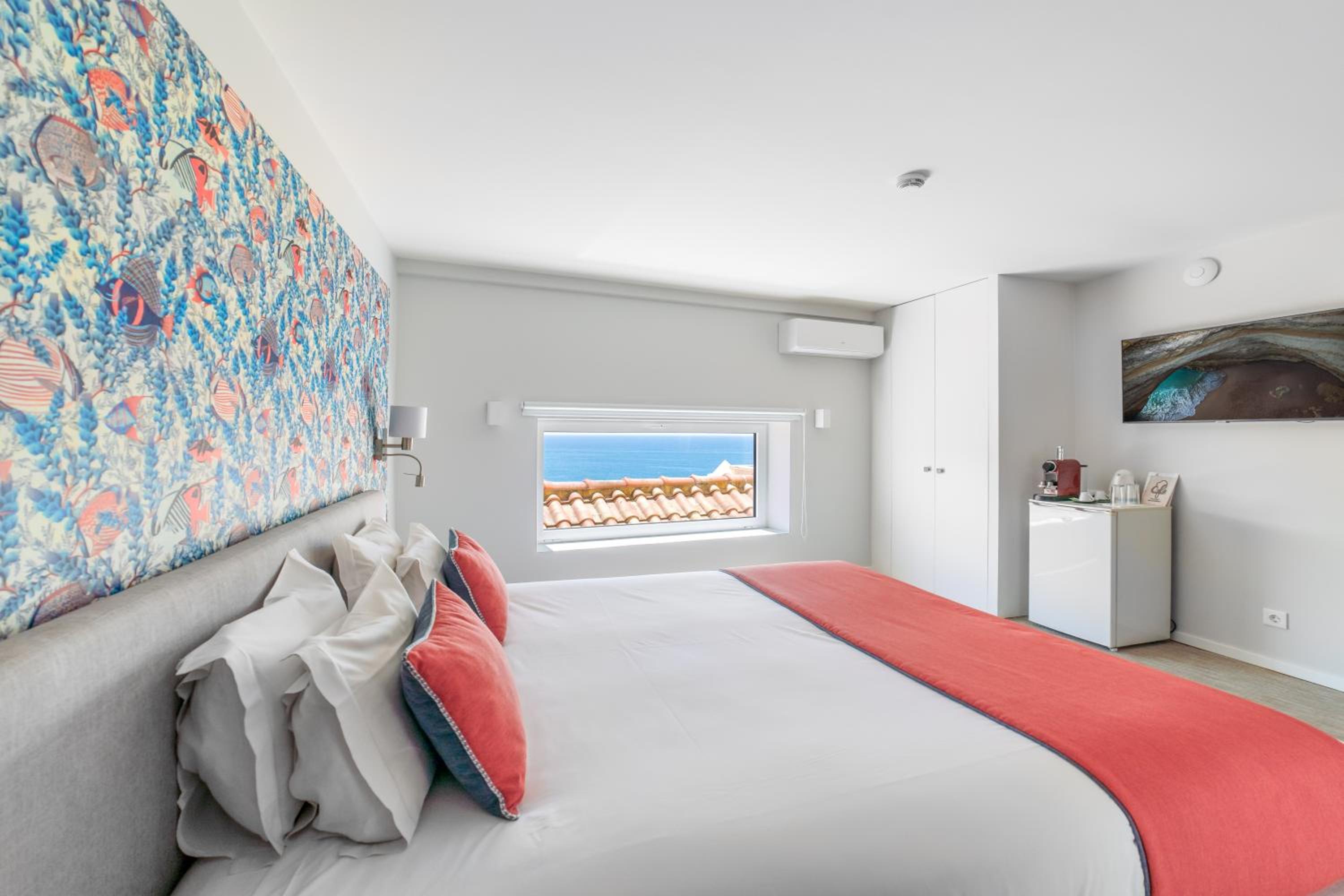 Double or Twin Room with Partial Sea View photo 1
