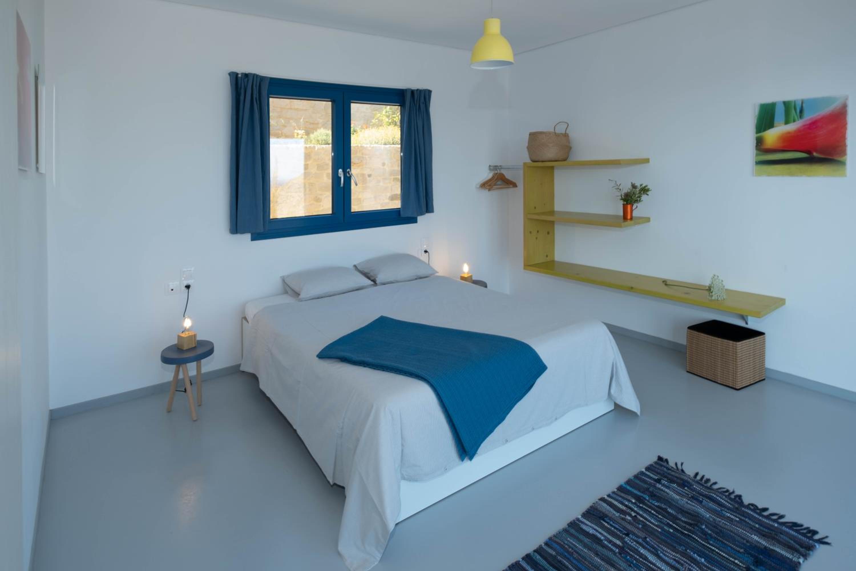 Three-Bedroom House photo 1