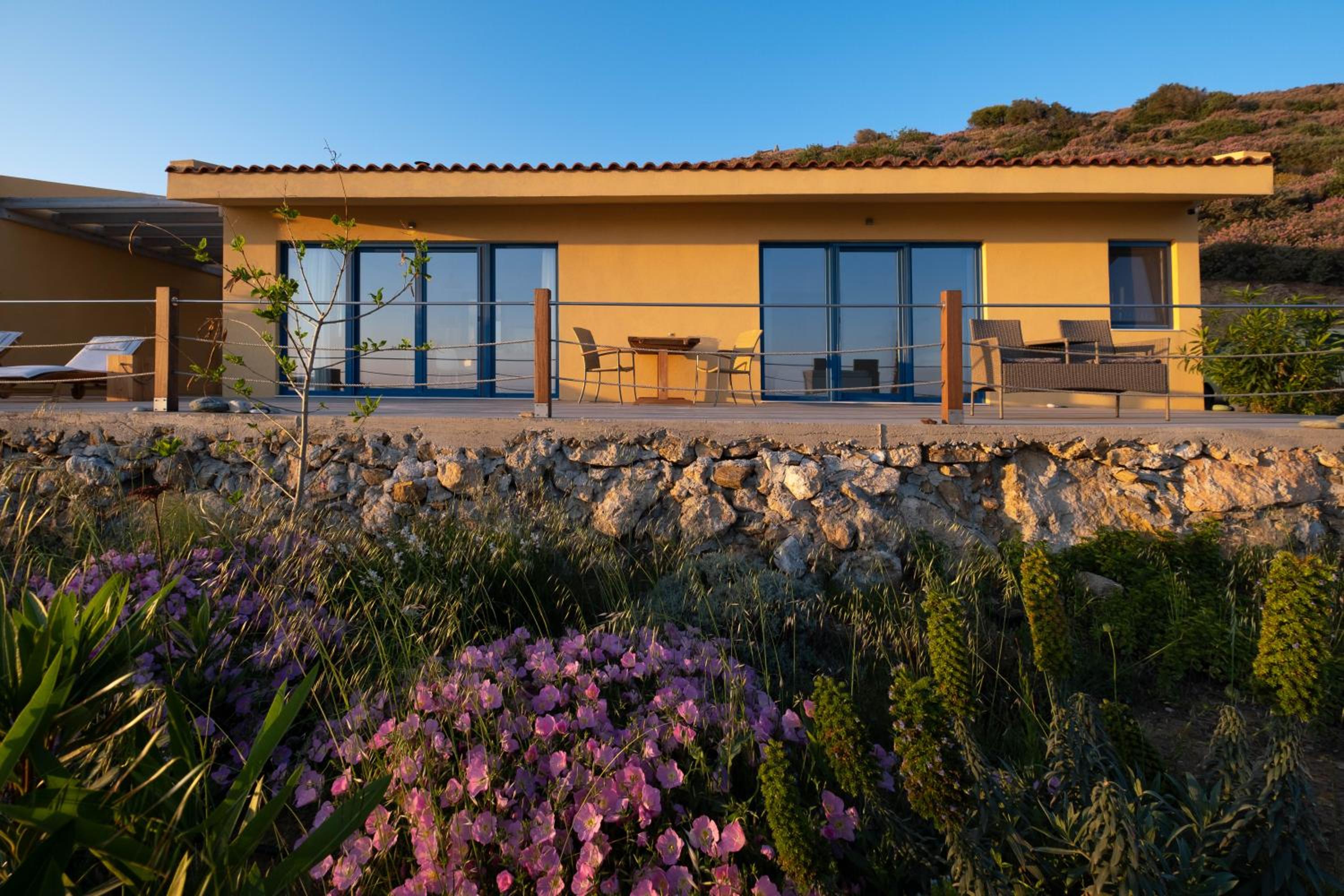 Three-Bedroom House photo 2