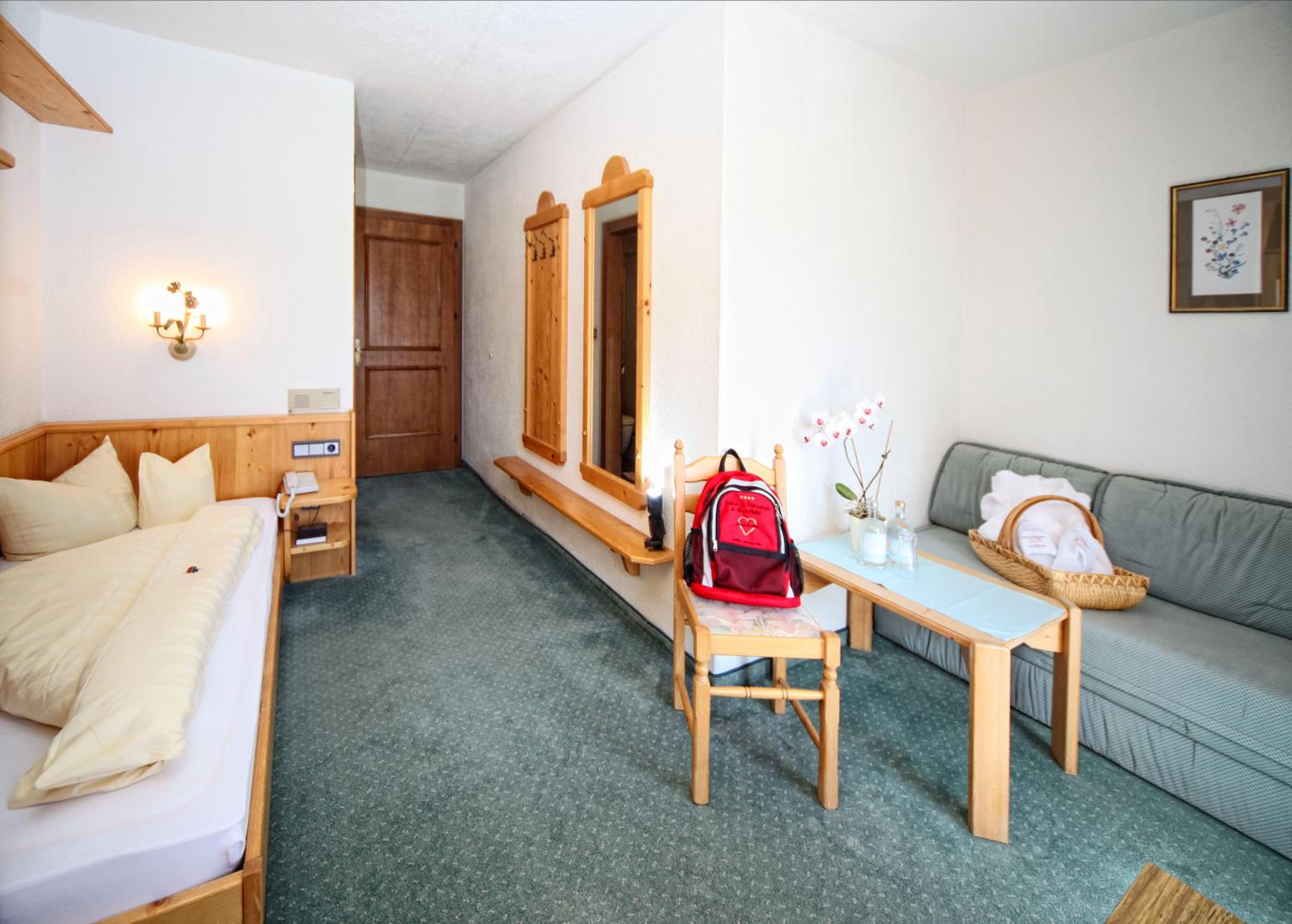 Single Room photo 2