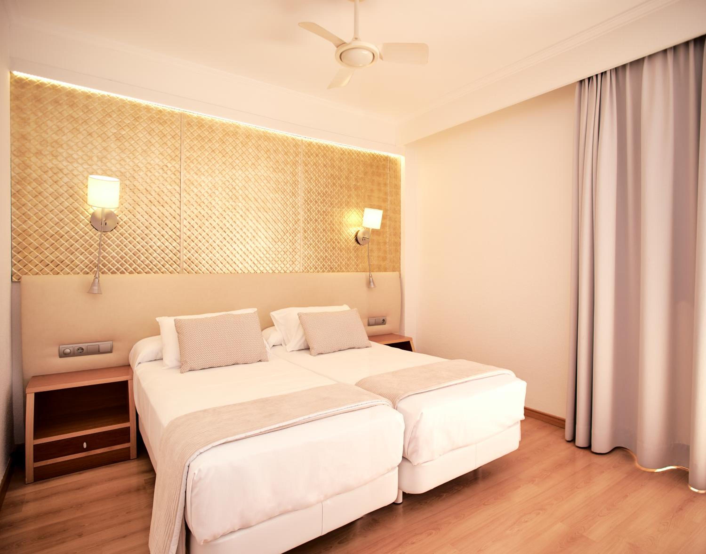 Superior Double or Twin Room - Photo 2