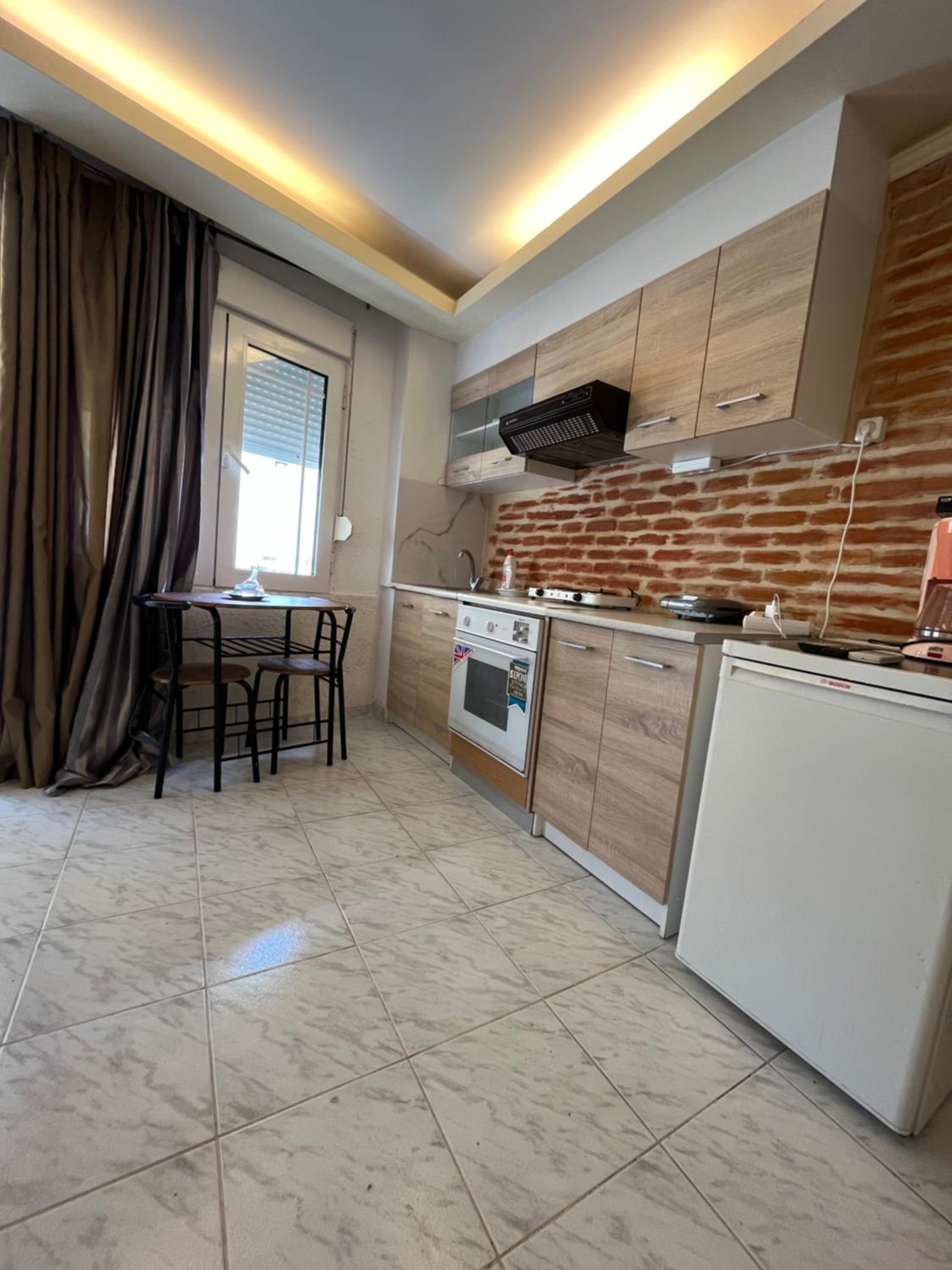 Apartment with Balcony - Photo 8