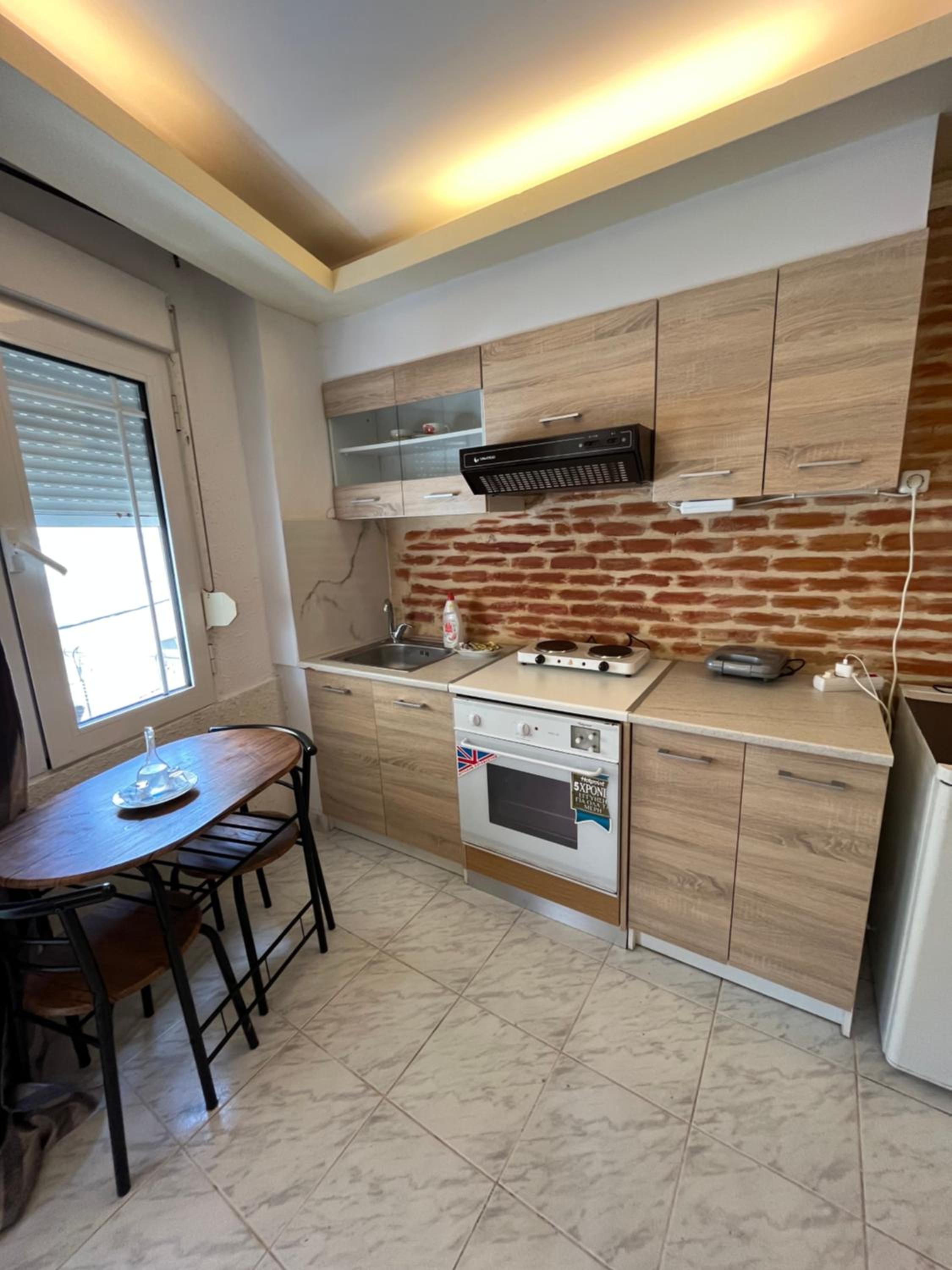 Apartment with Balcony - Photo 13