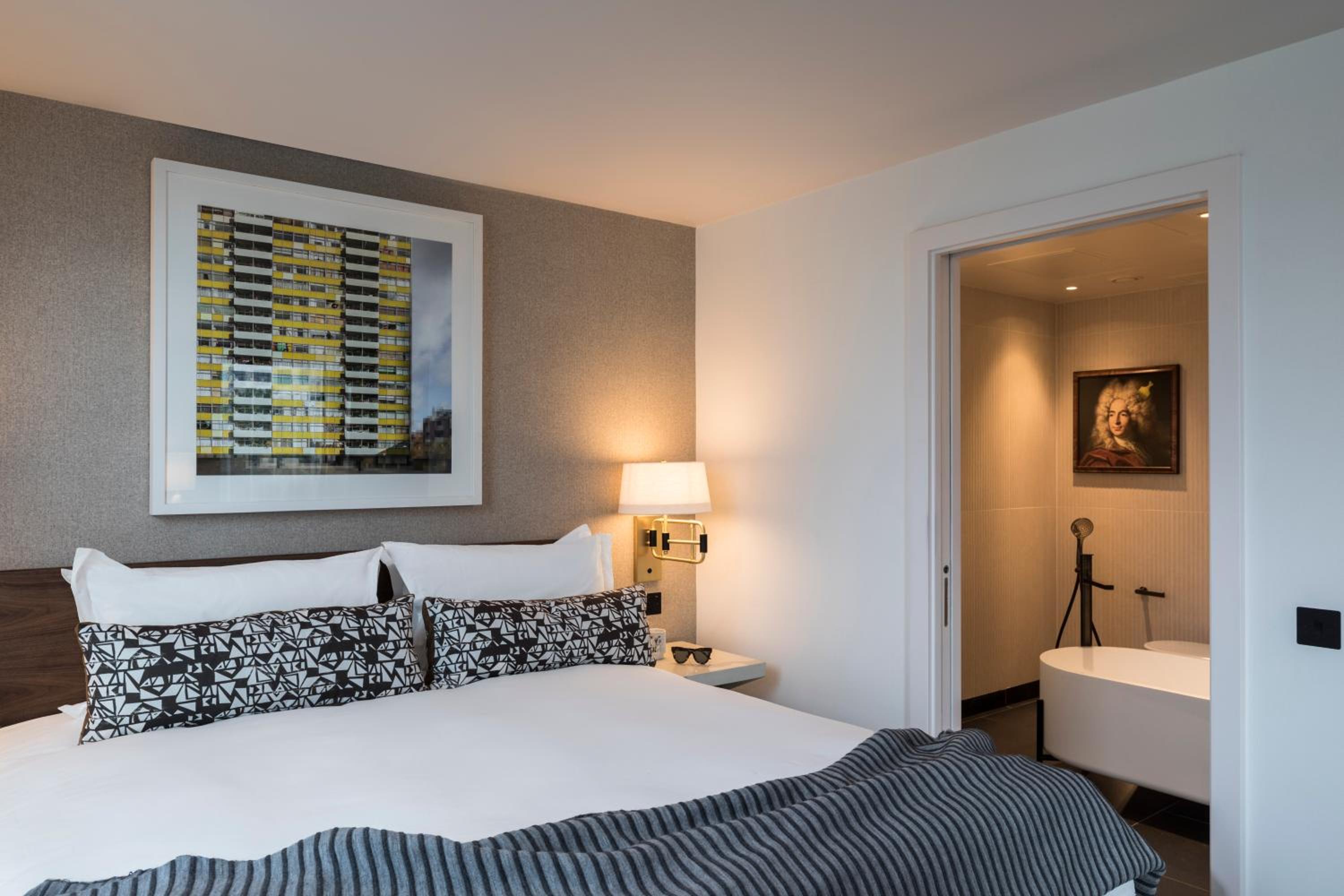 King Suite with Sofa bed