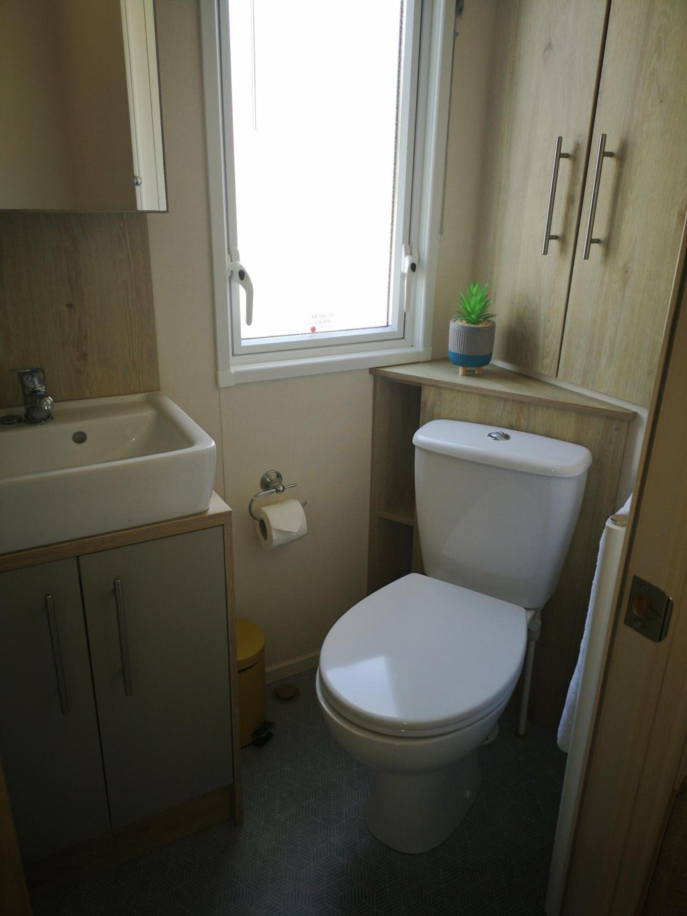 Two-Bedroom House photo 3