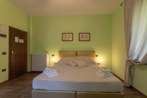 Double or Twin Room photo 3