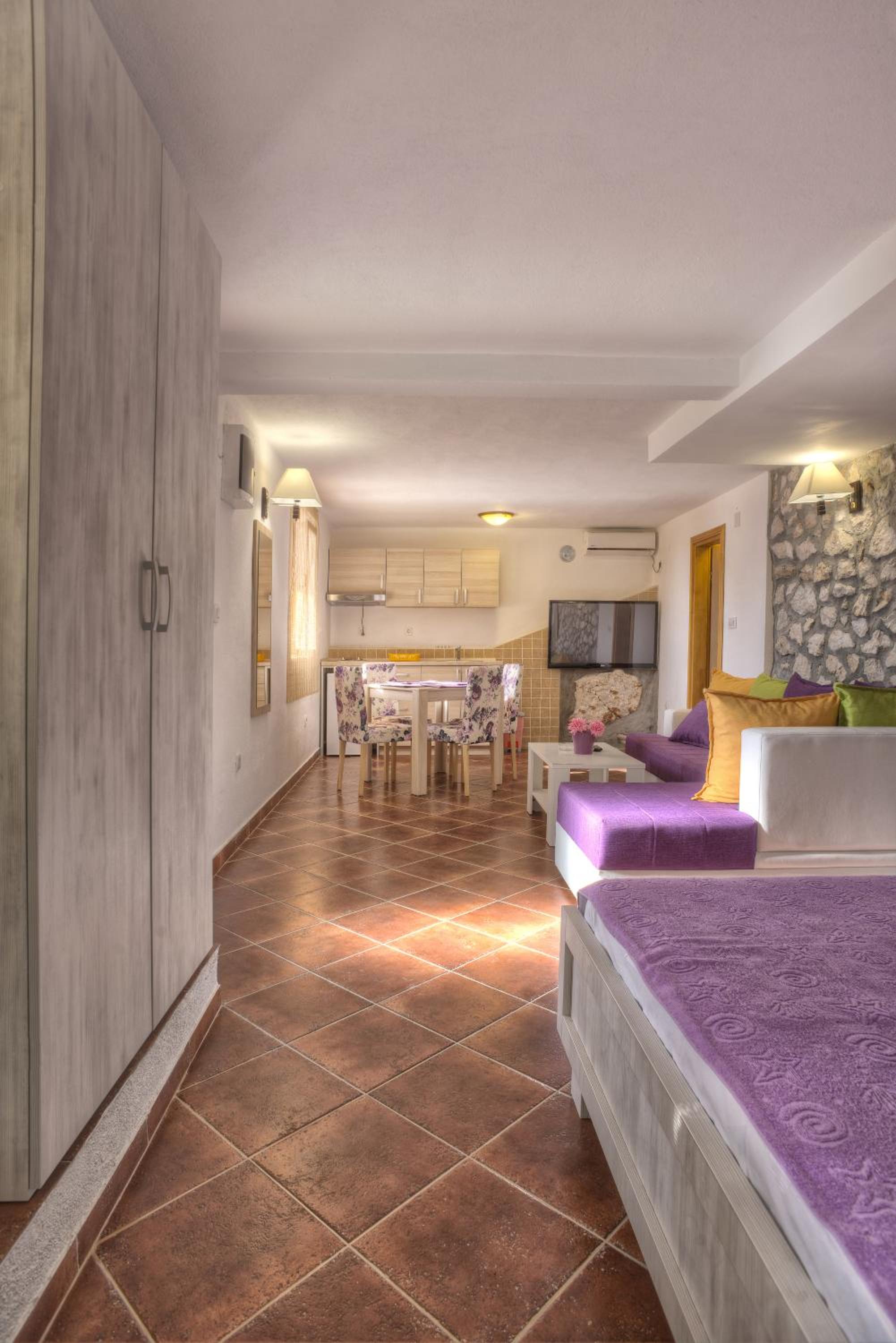 Family Studio with Sea View - Photo 4