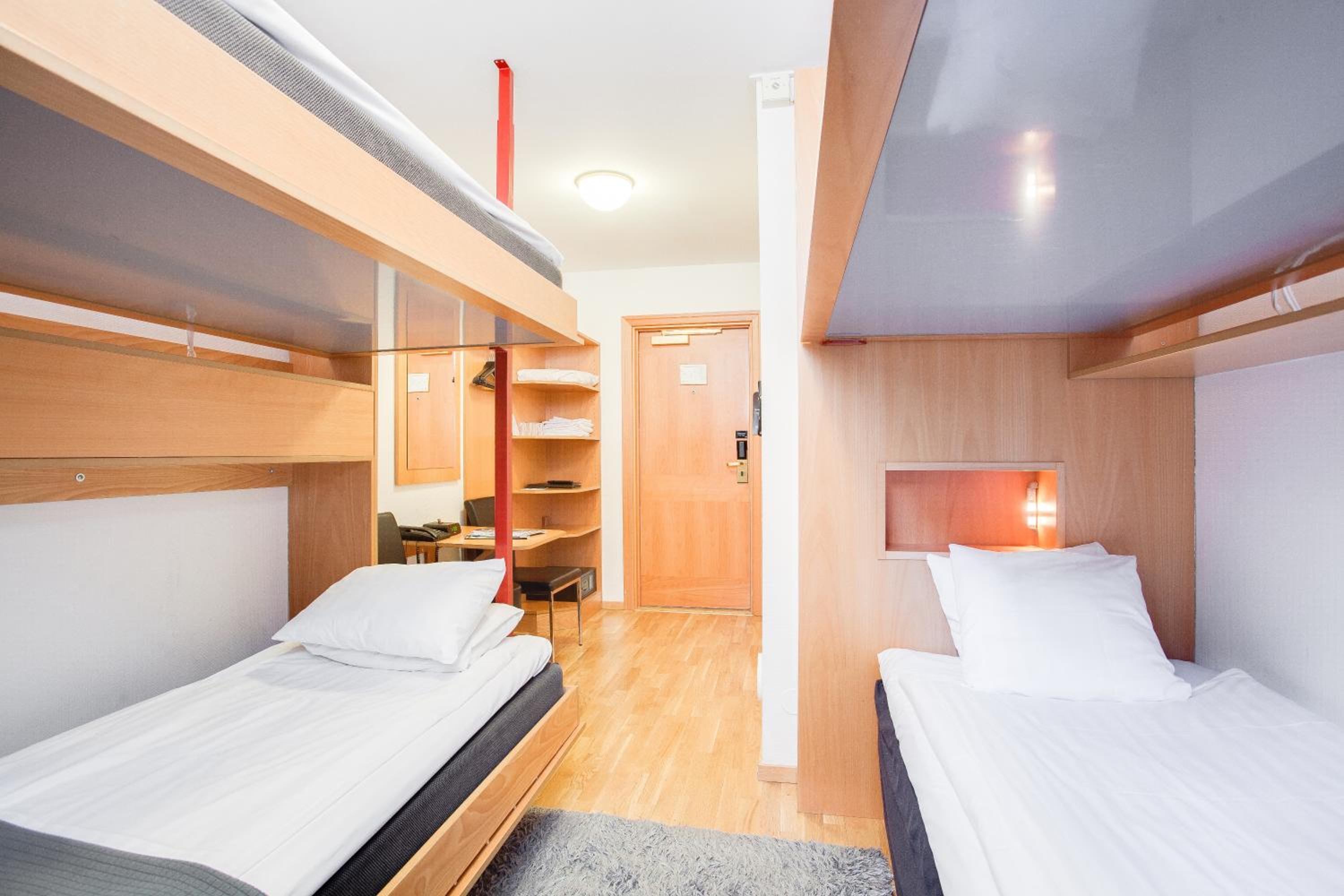 Budget Room with Bunk Beds thumbnail 6