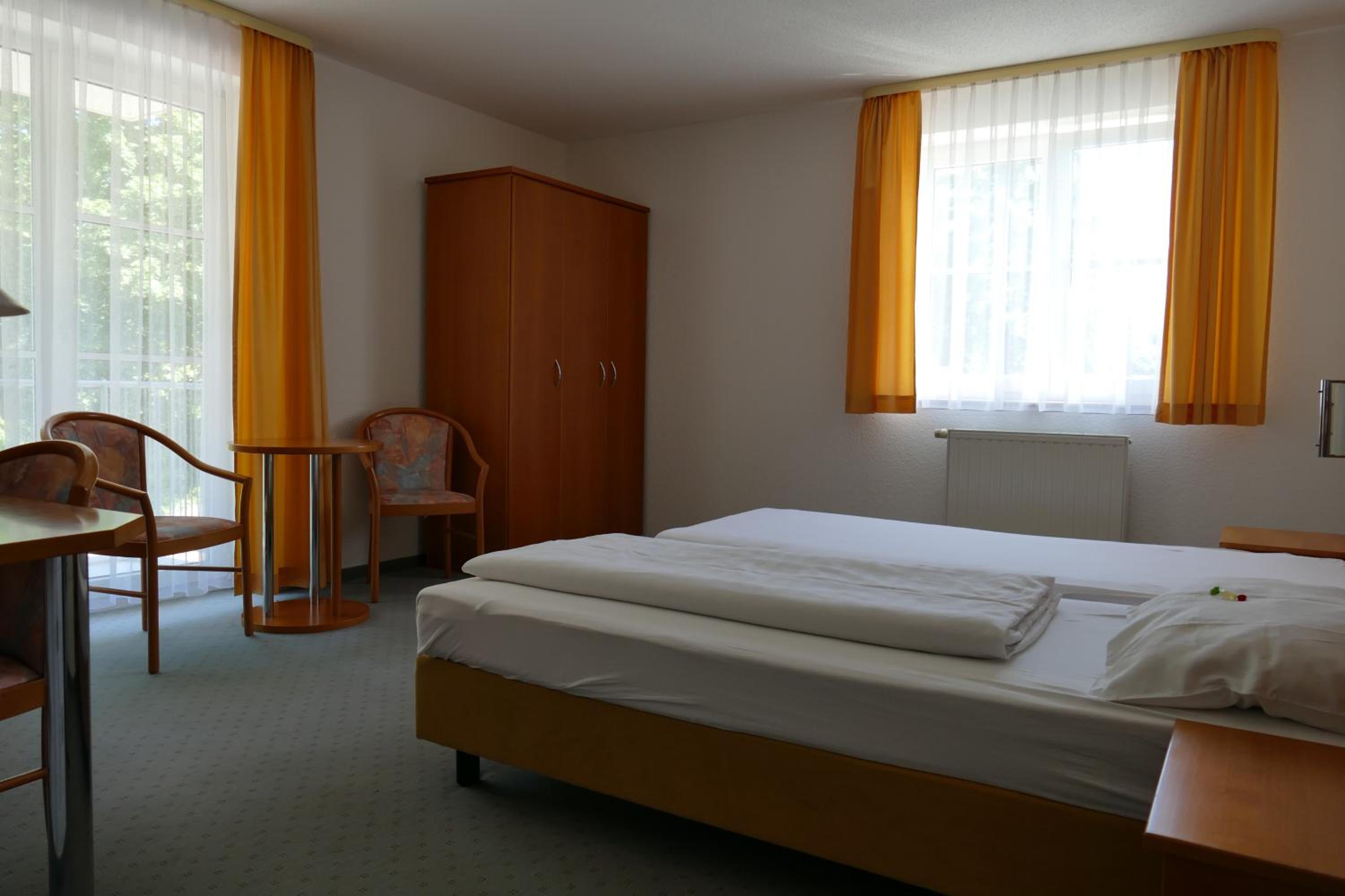Double Room - Photo 3