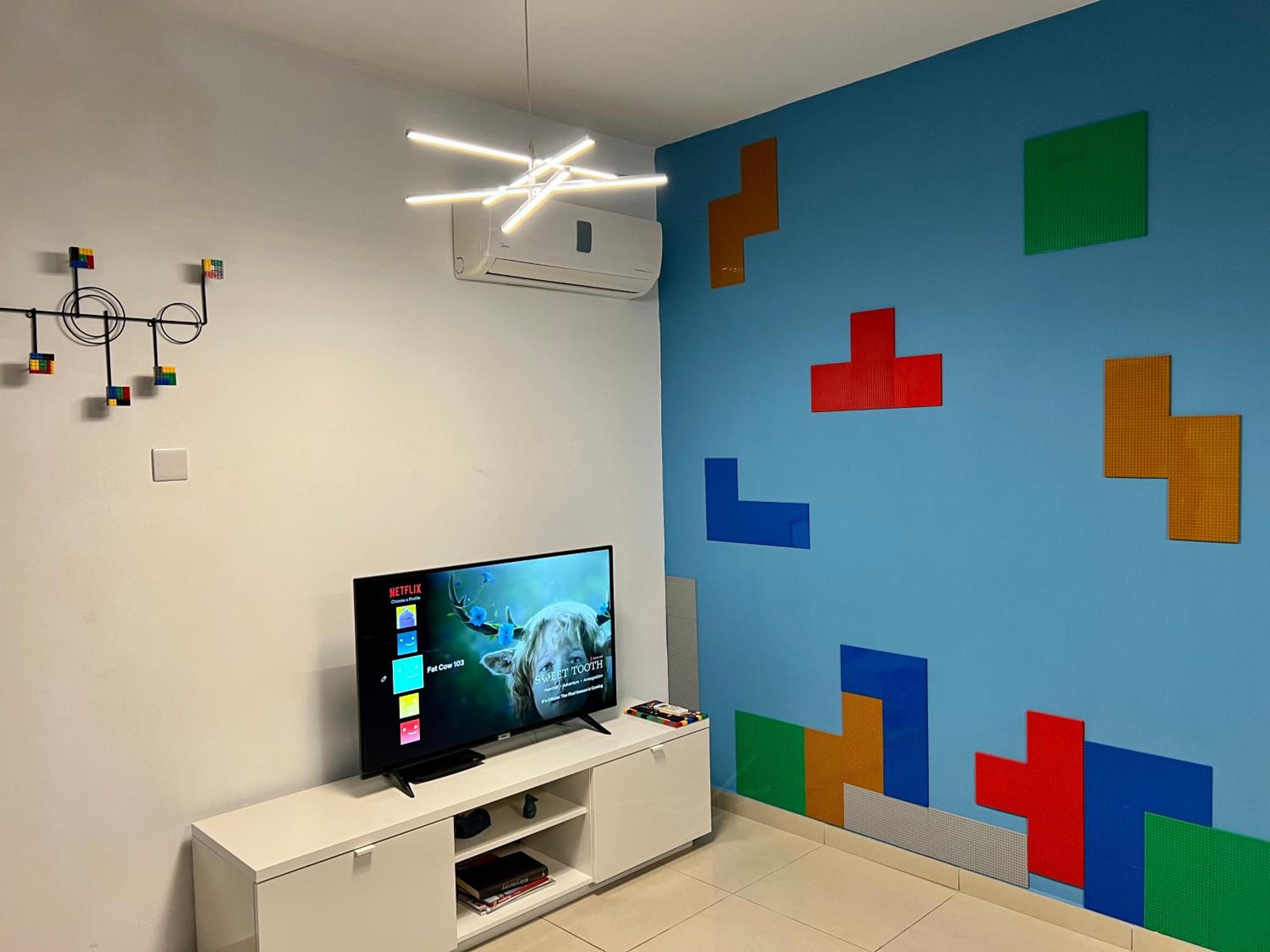One-Bedroom Apartment - Photo 17