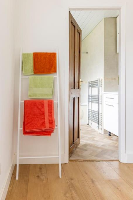 Three-Bedroom House photo 2