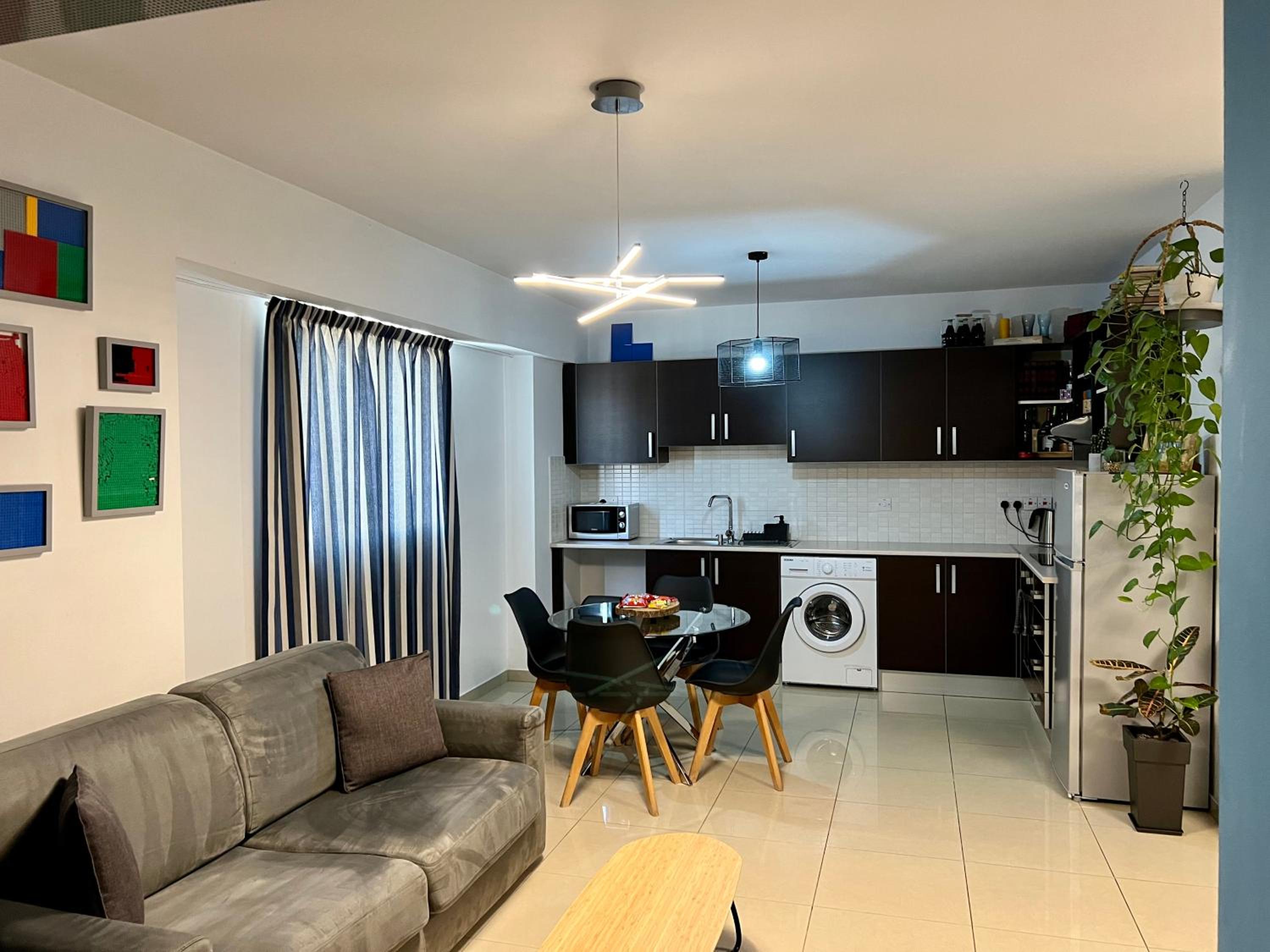 One-Bedroom Apartment - Photo 22