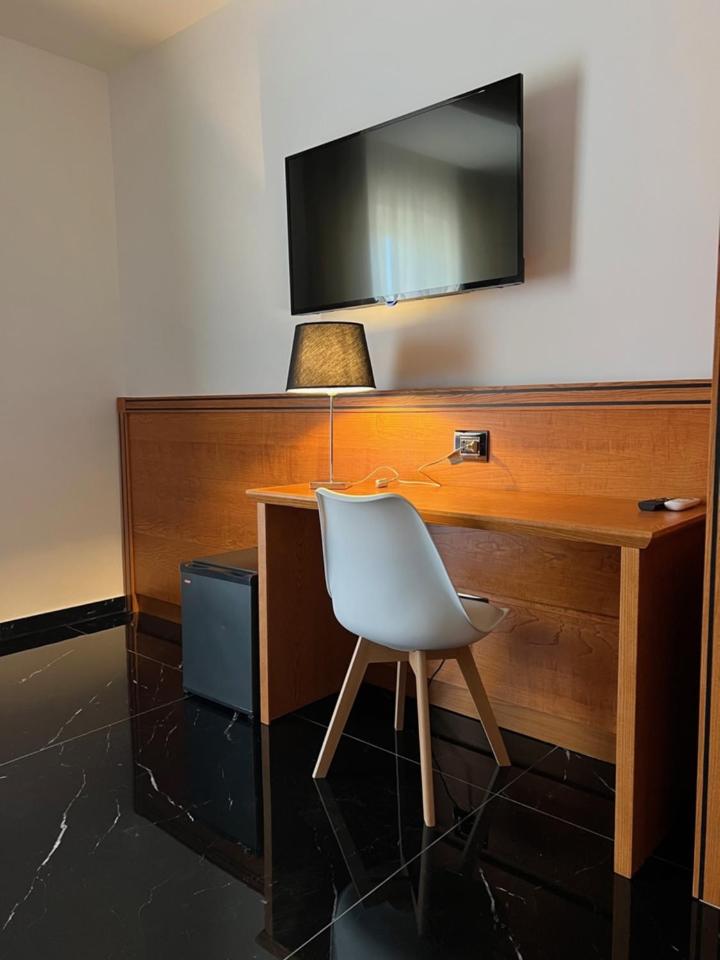 Deluxe Quadruple Room - Photo 8
