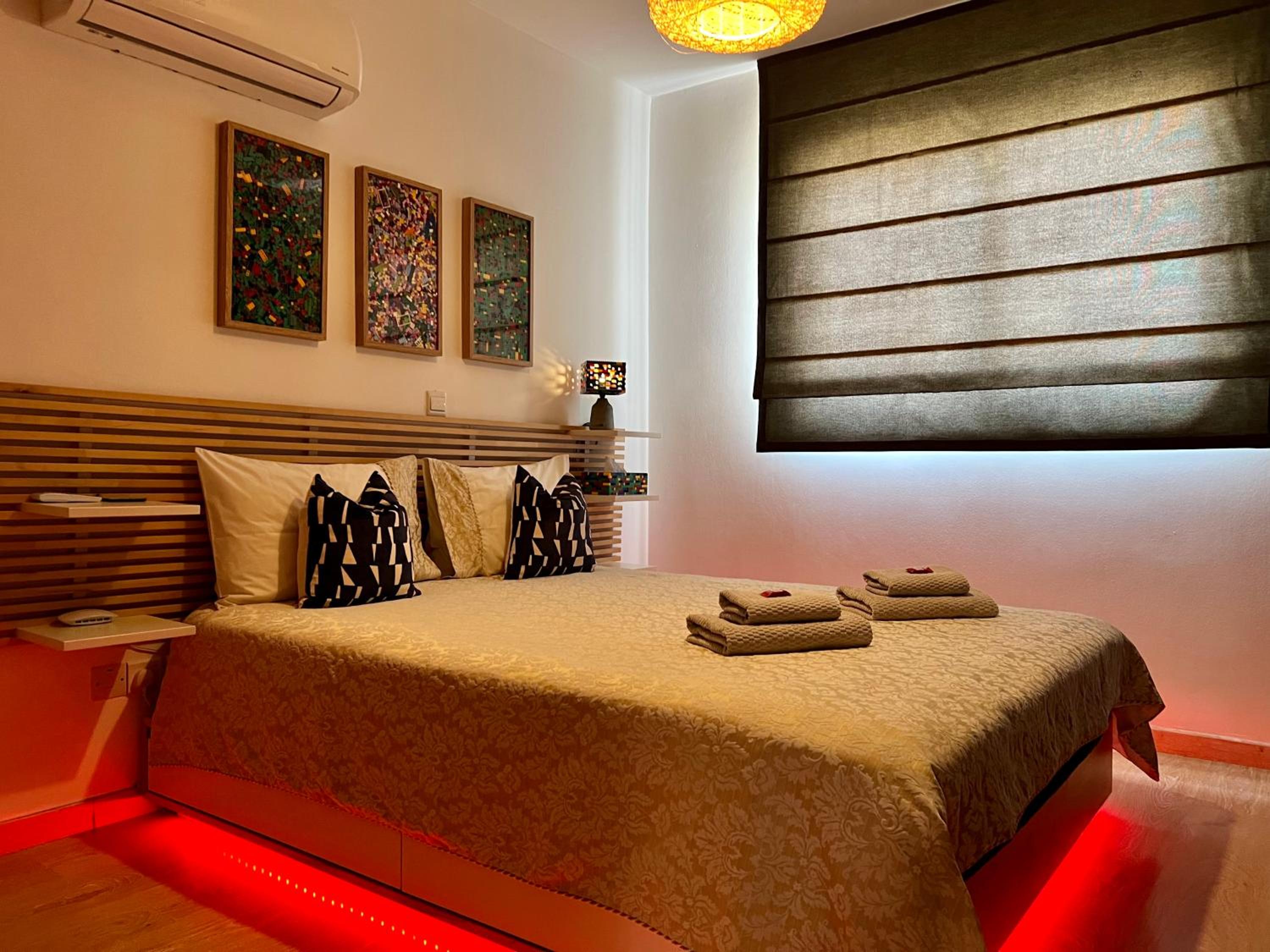 One-Bedroom Apartment - Photo 28