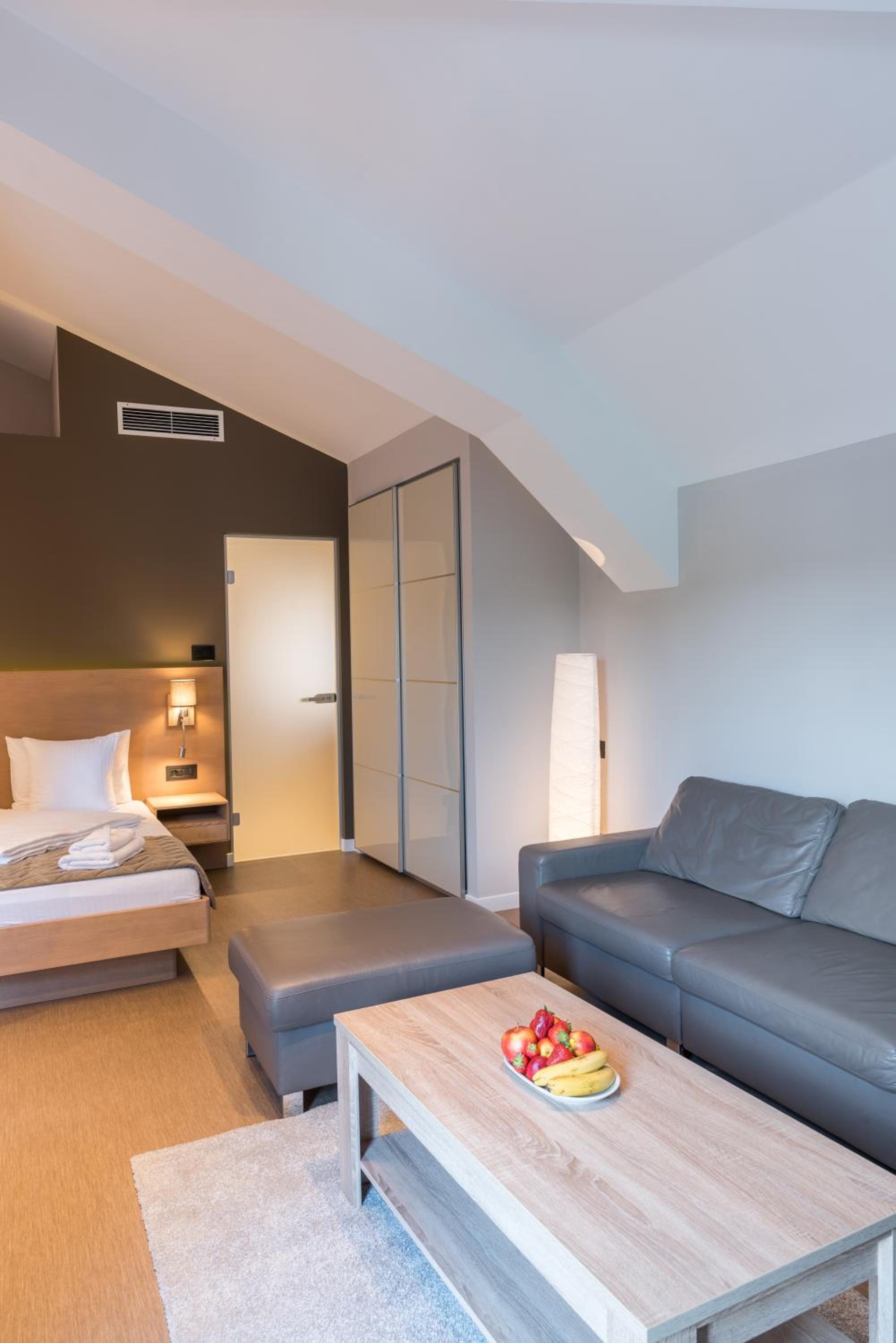 Deluxe King Room photo 3