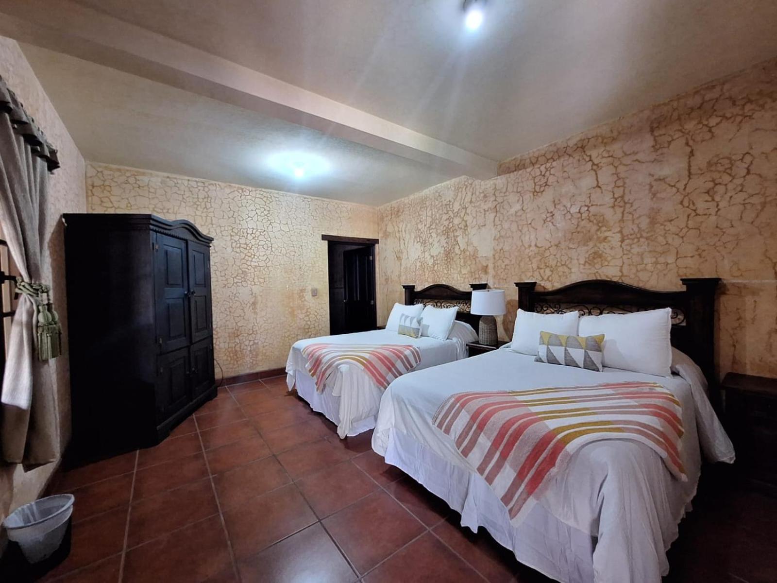 Family Double Room photo 2