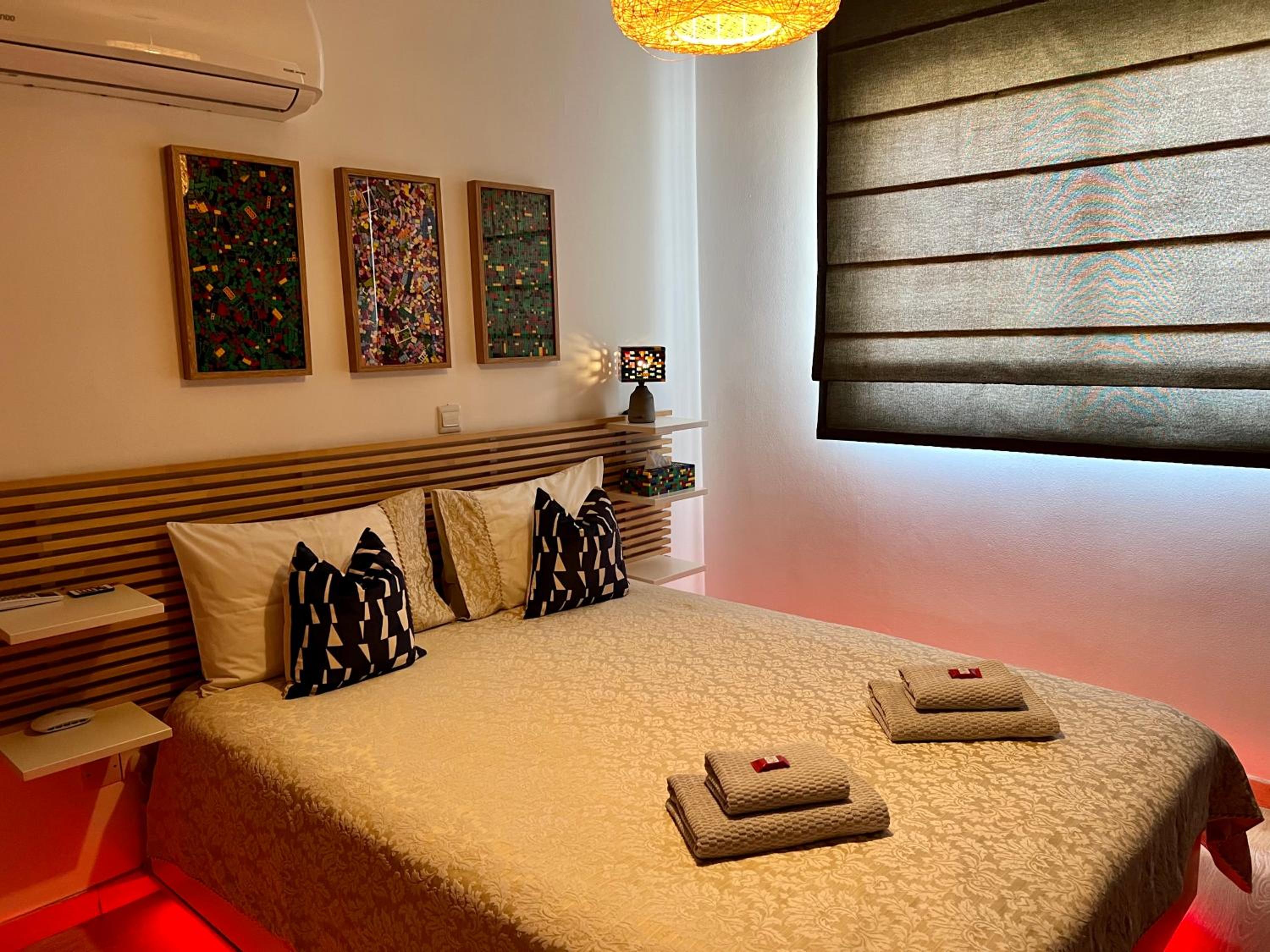 One-Bedroom Apartment - Photo 3