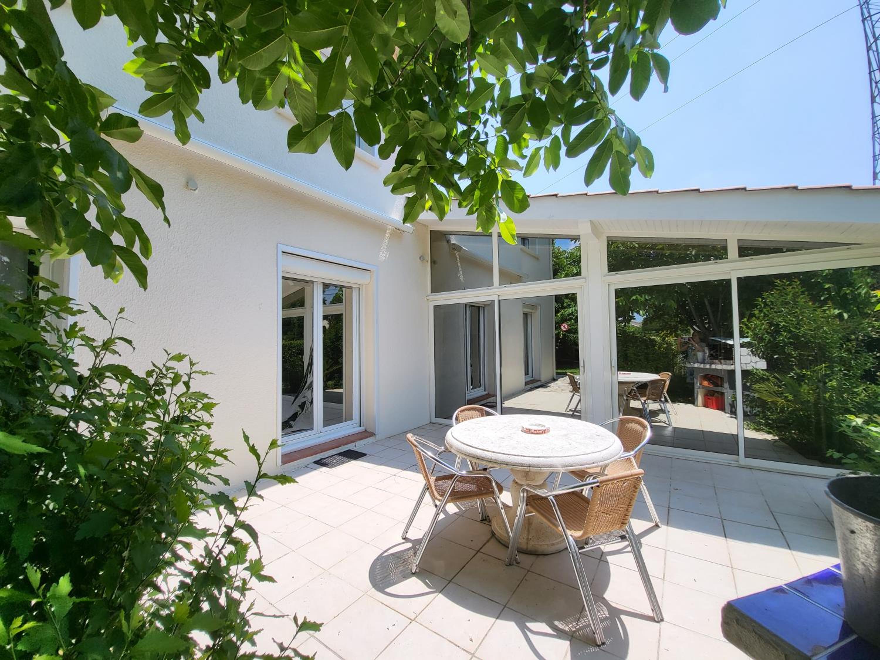Double or Twin Room with Garden View photo 3