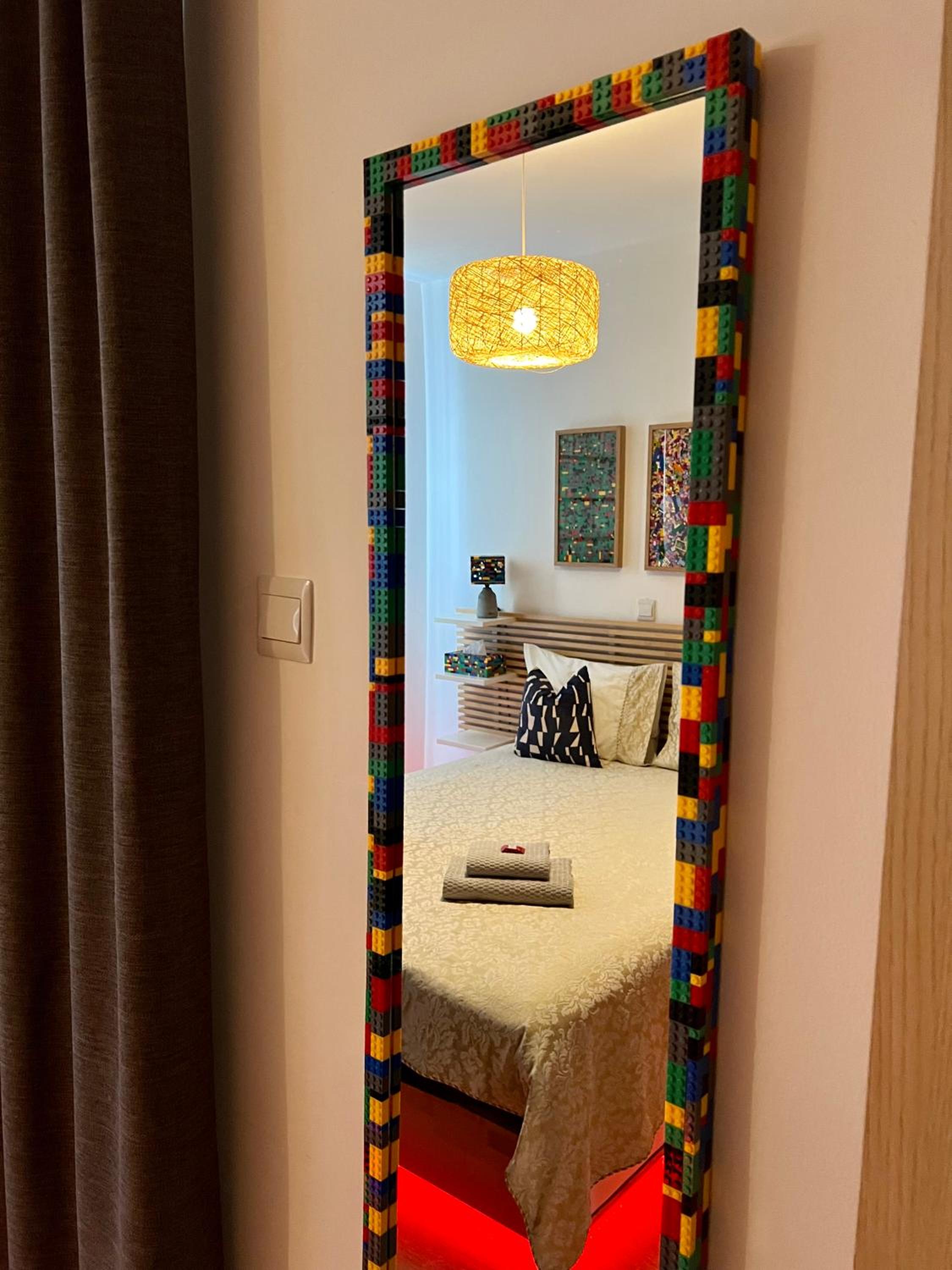 One-Bedroom Apartment - Photo 2
