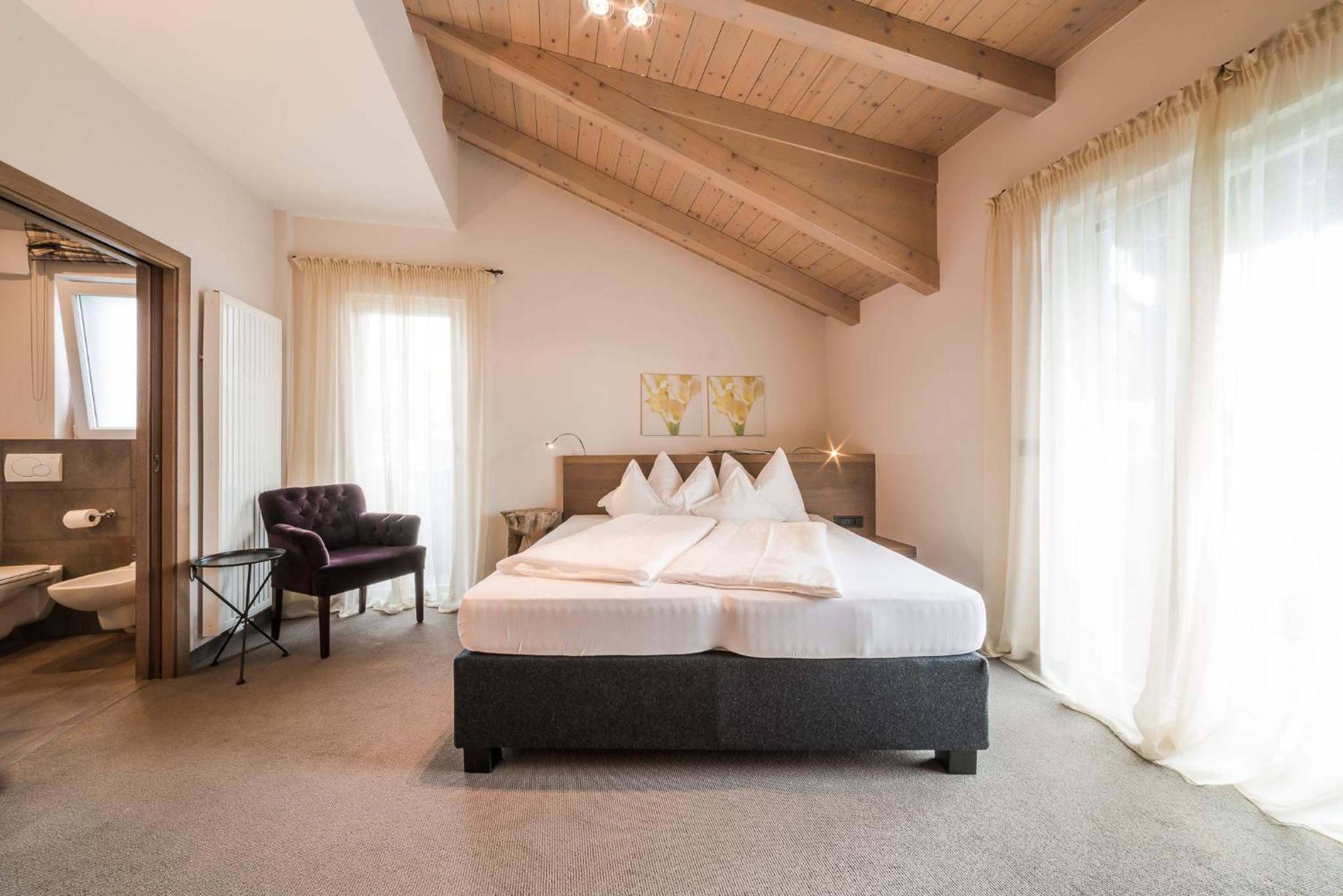 Deluxe Double Room - Photo 6