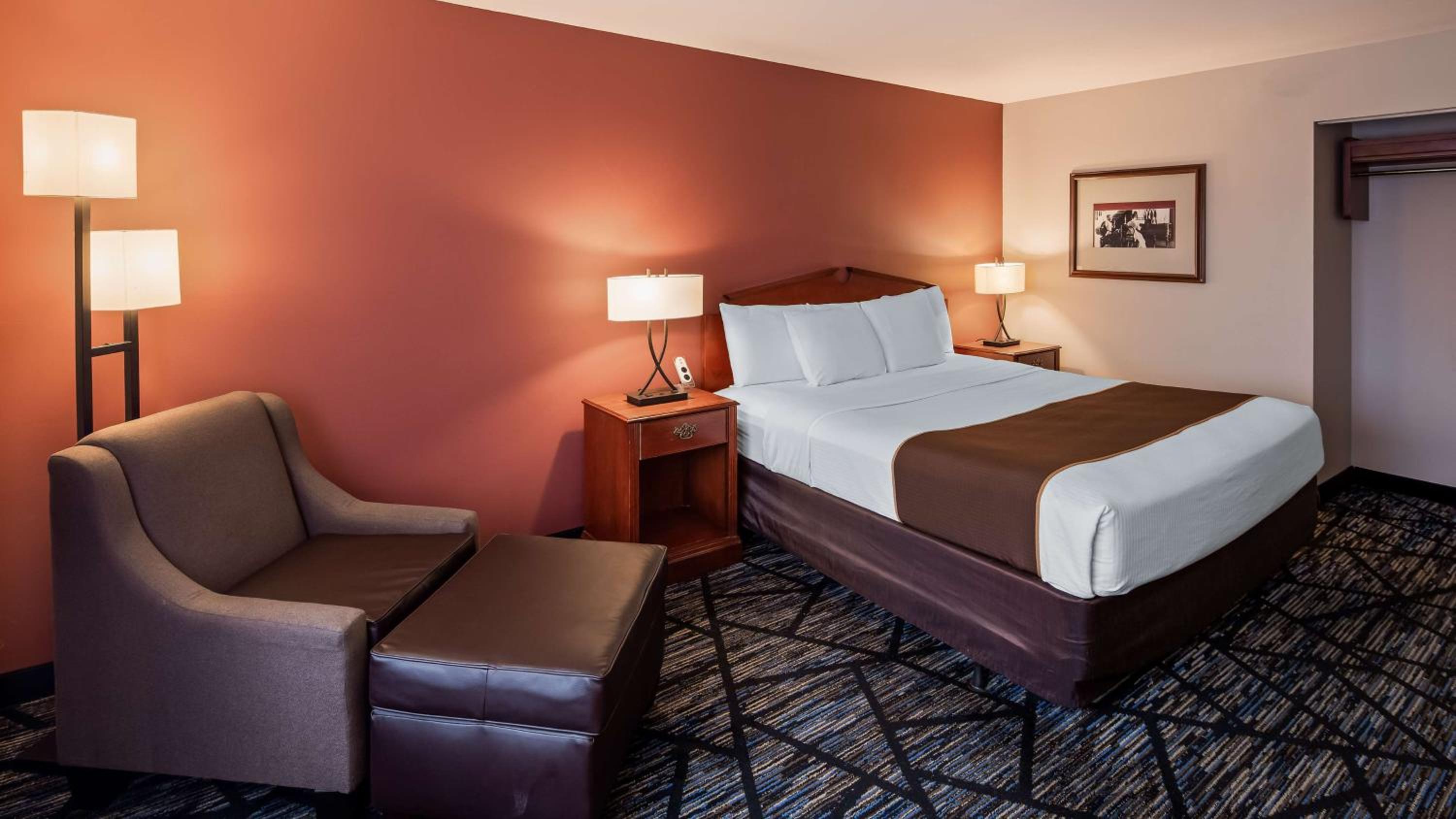 King Room - Disability Access - Photo 1