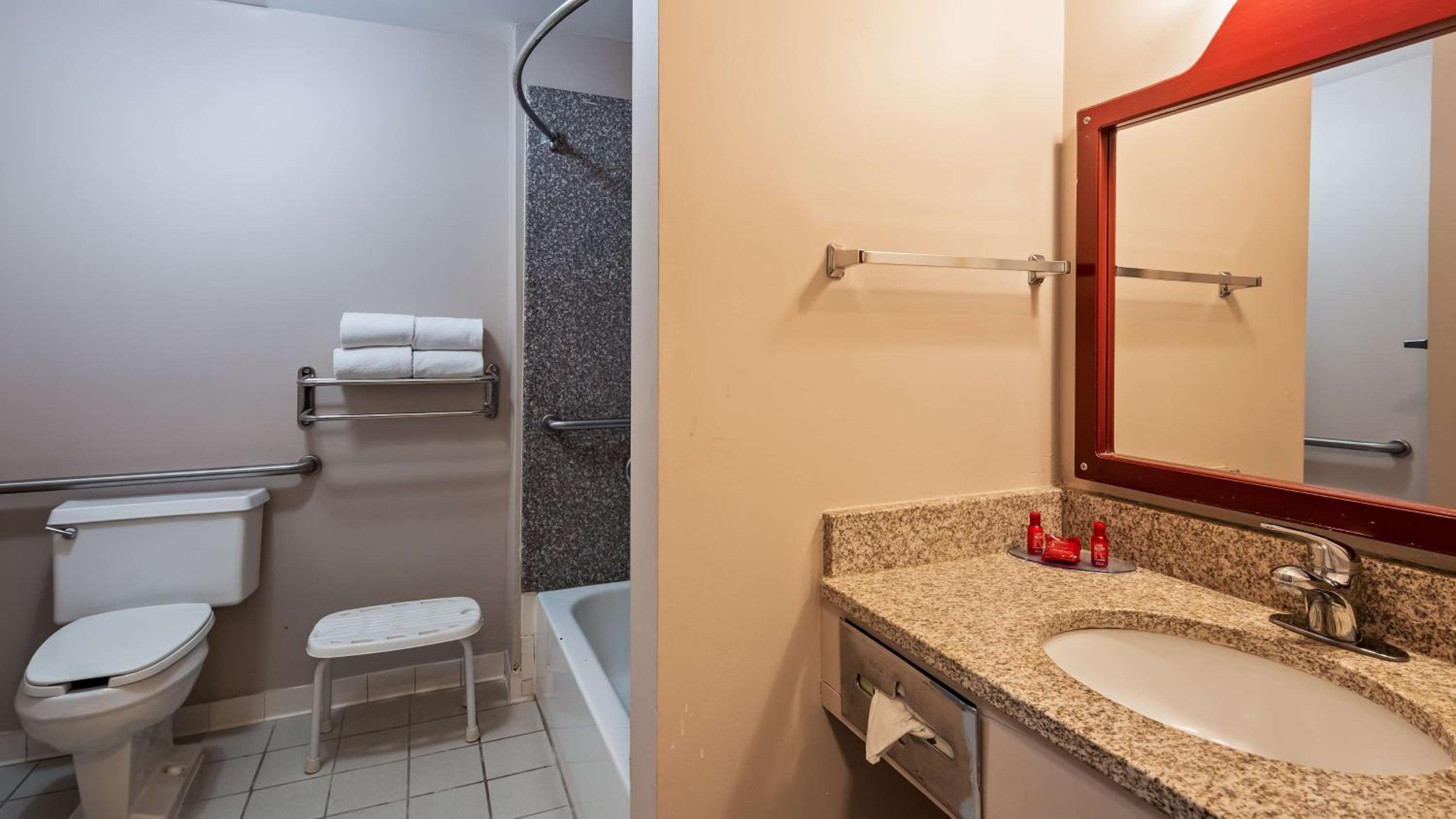 King Room - Disability Access - Photo 2
