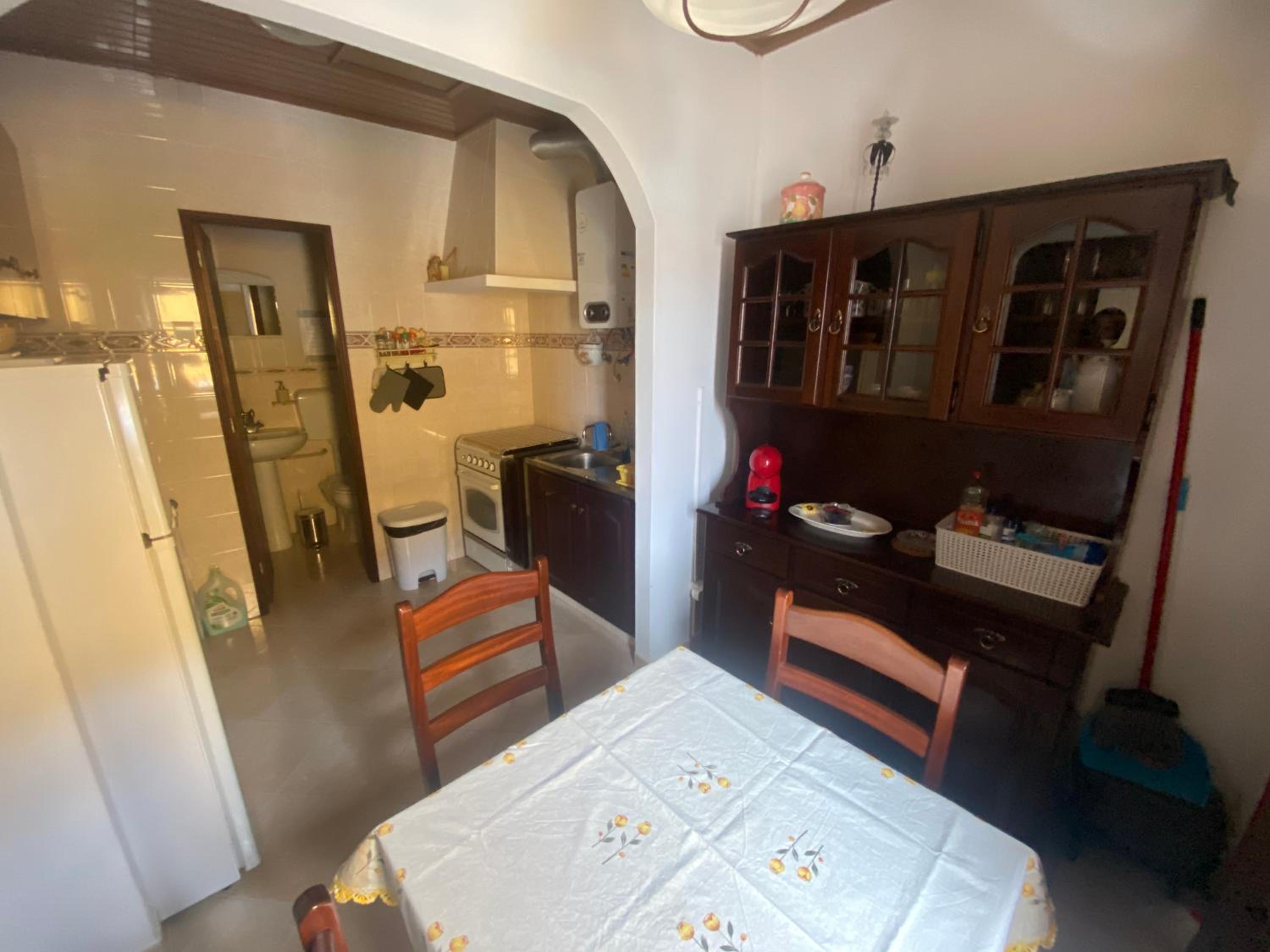 One-Bedroom House - Photo 2