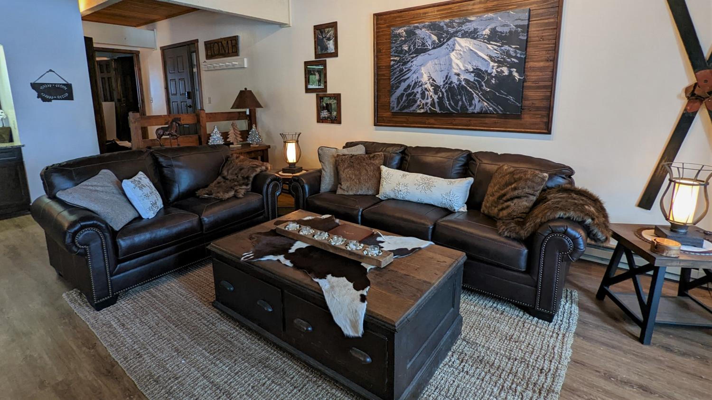 Three-Bedroom House photo 1