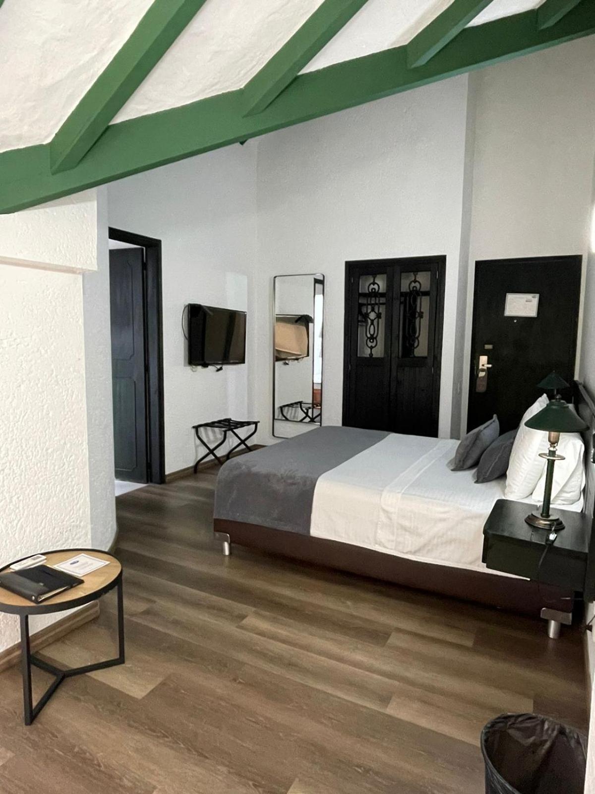 Single Room photo 2